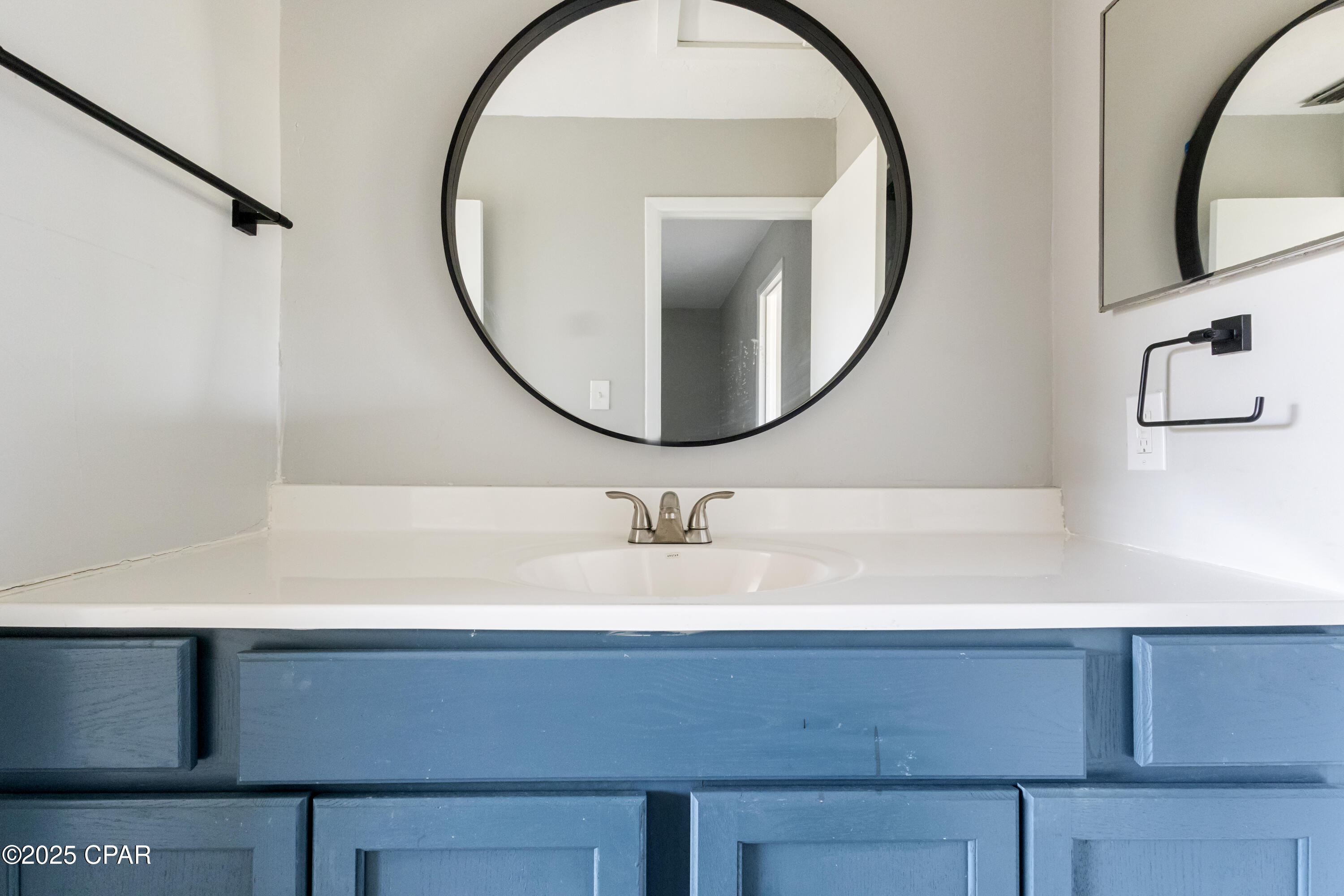 Image 13 For 1025 19th 28b Street 28b