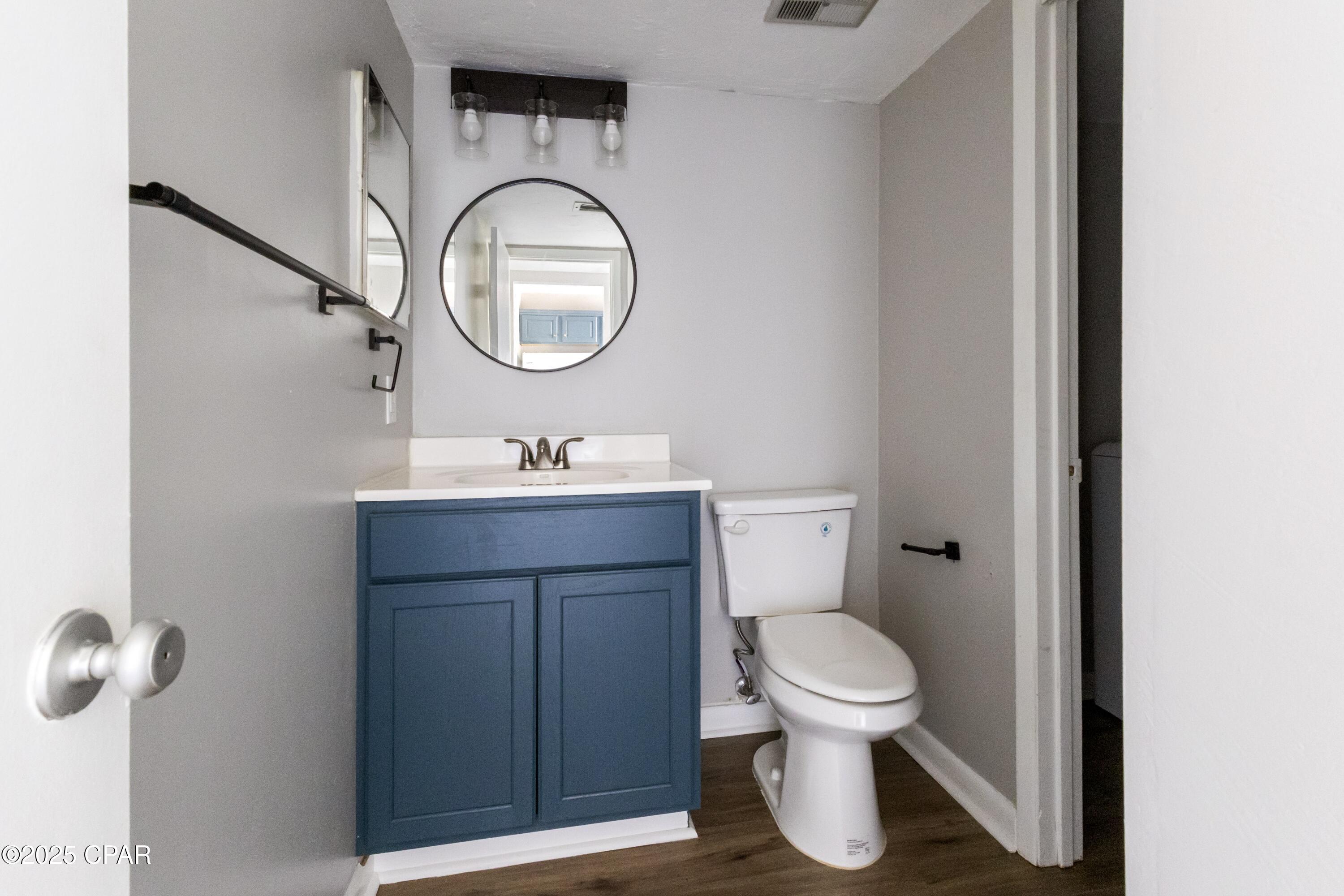 Image 9 For 1025 19th 28b Street 28b