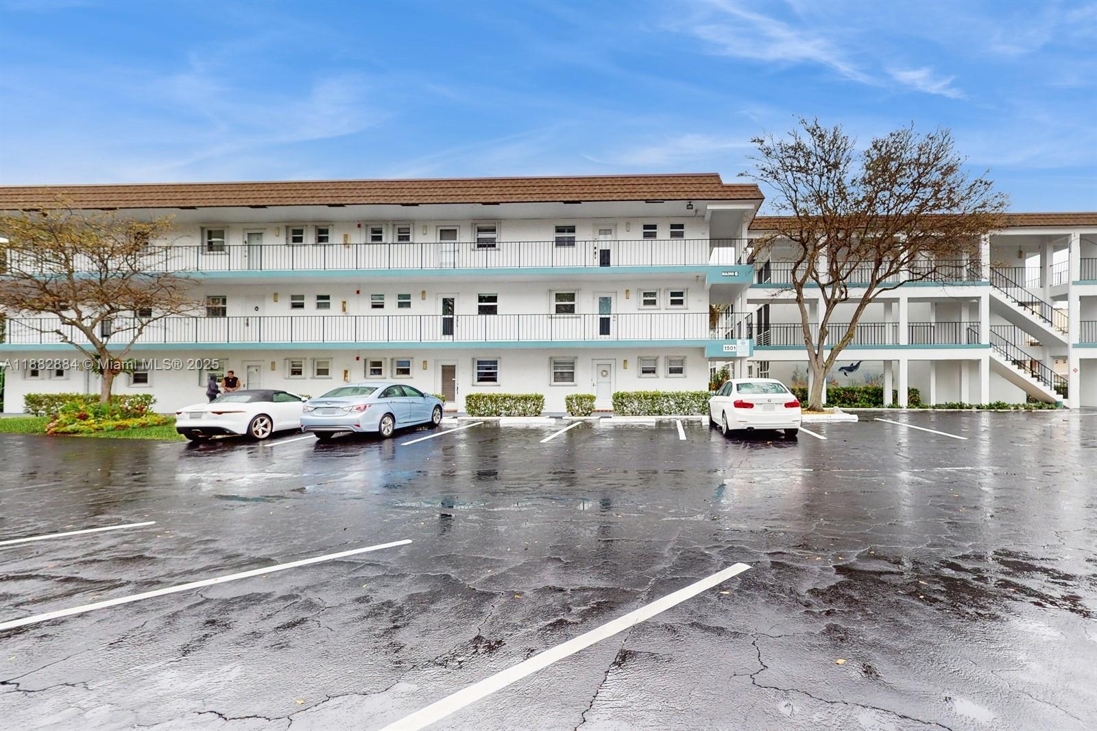 Gardens By The Sea Condo