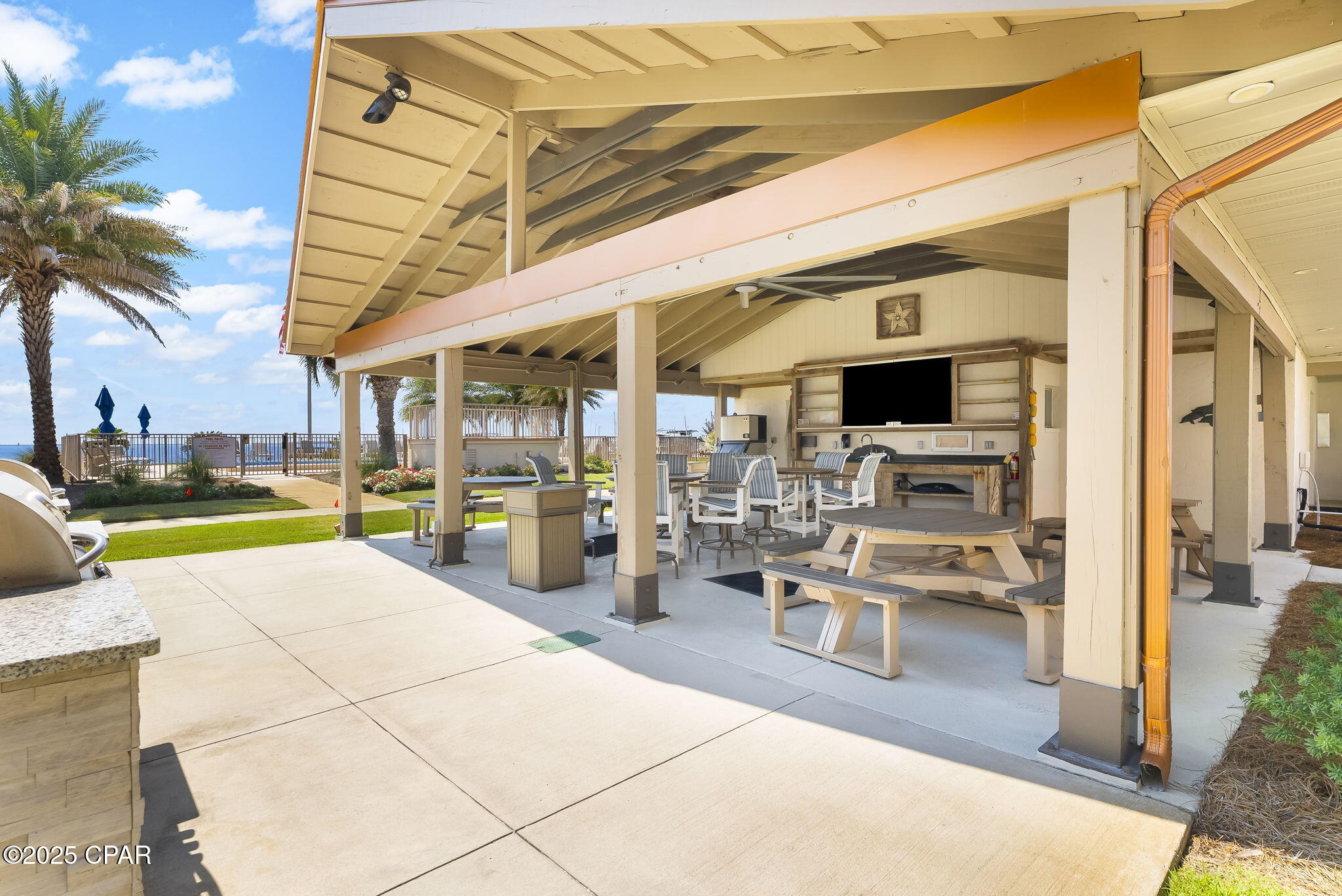 Image 40 For 2100 Beach Drive A101