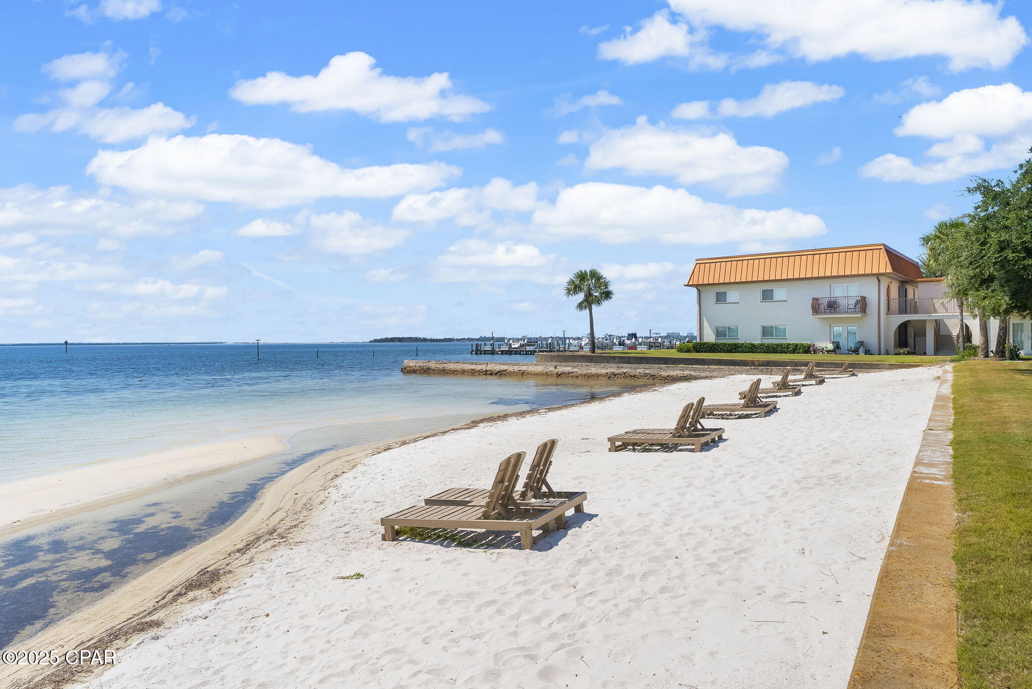 Image 49 For 2100 Beach Drive A101