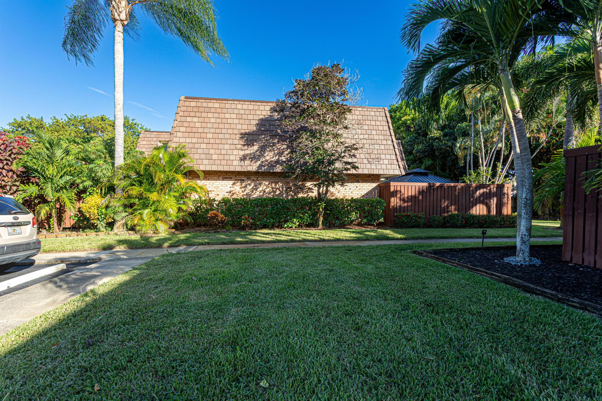 Homes for sale in Deerfield Beach, FL | 2716 Sw 15Th Street, Deerfield Beach, FL 33442 | MLS# R11126068