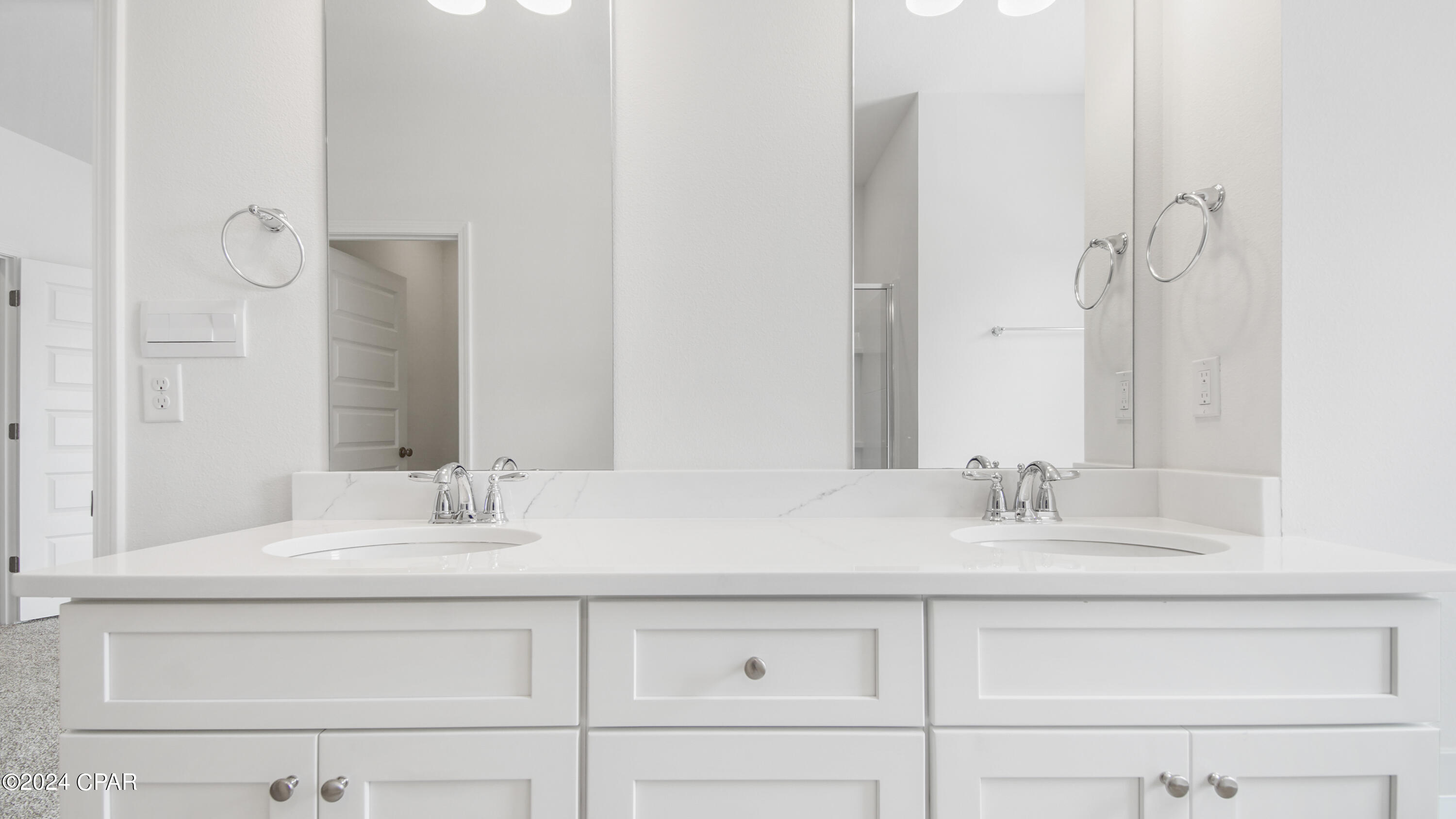 Image 33 For 437 Wolcott Way