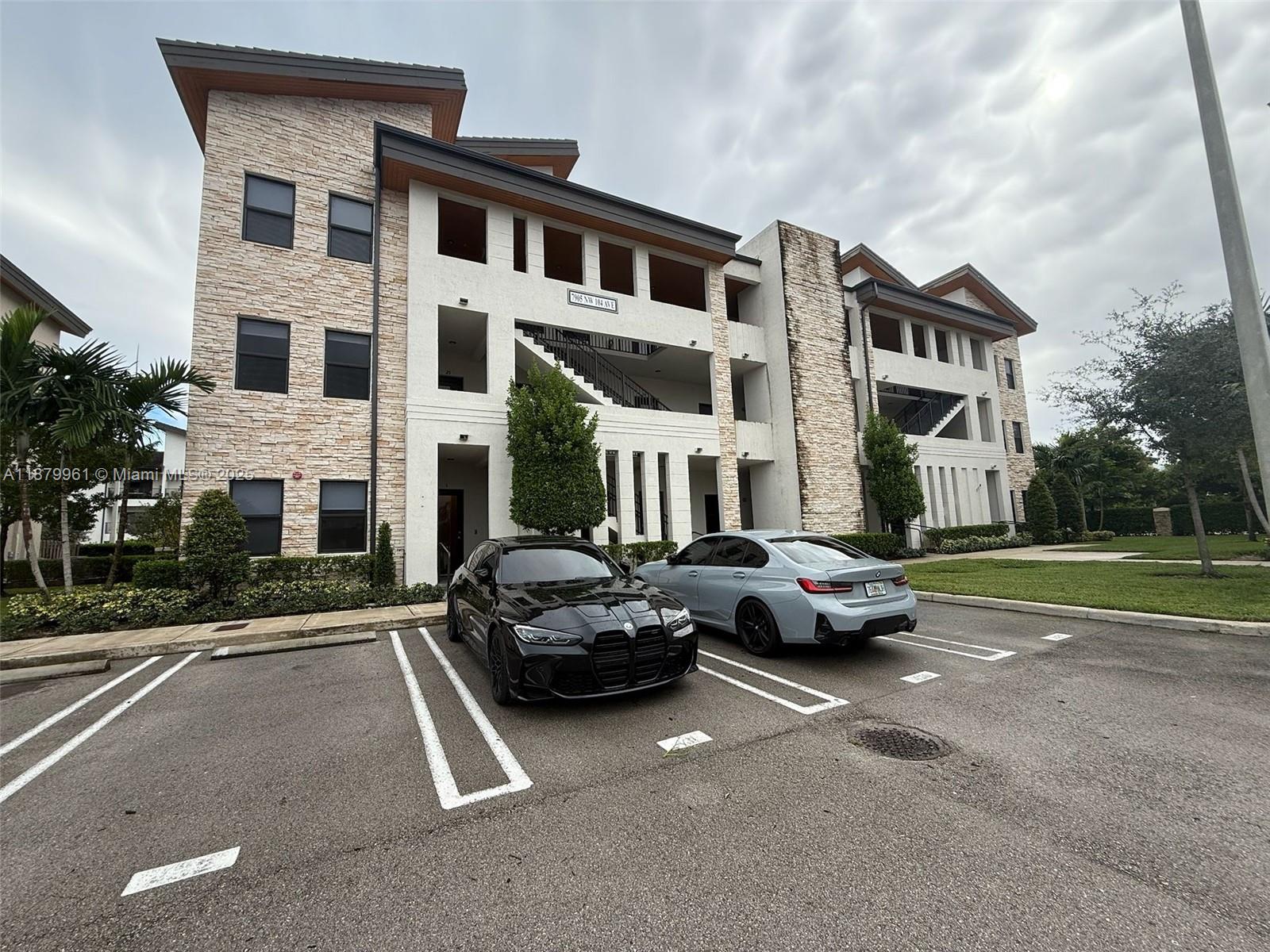 Condo for Rent in Doral, FL