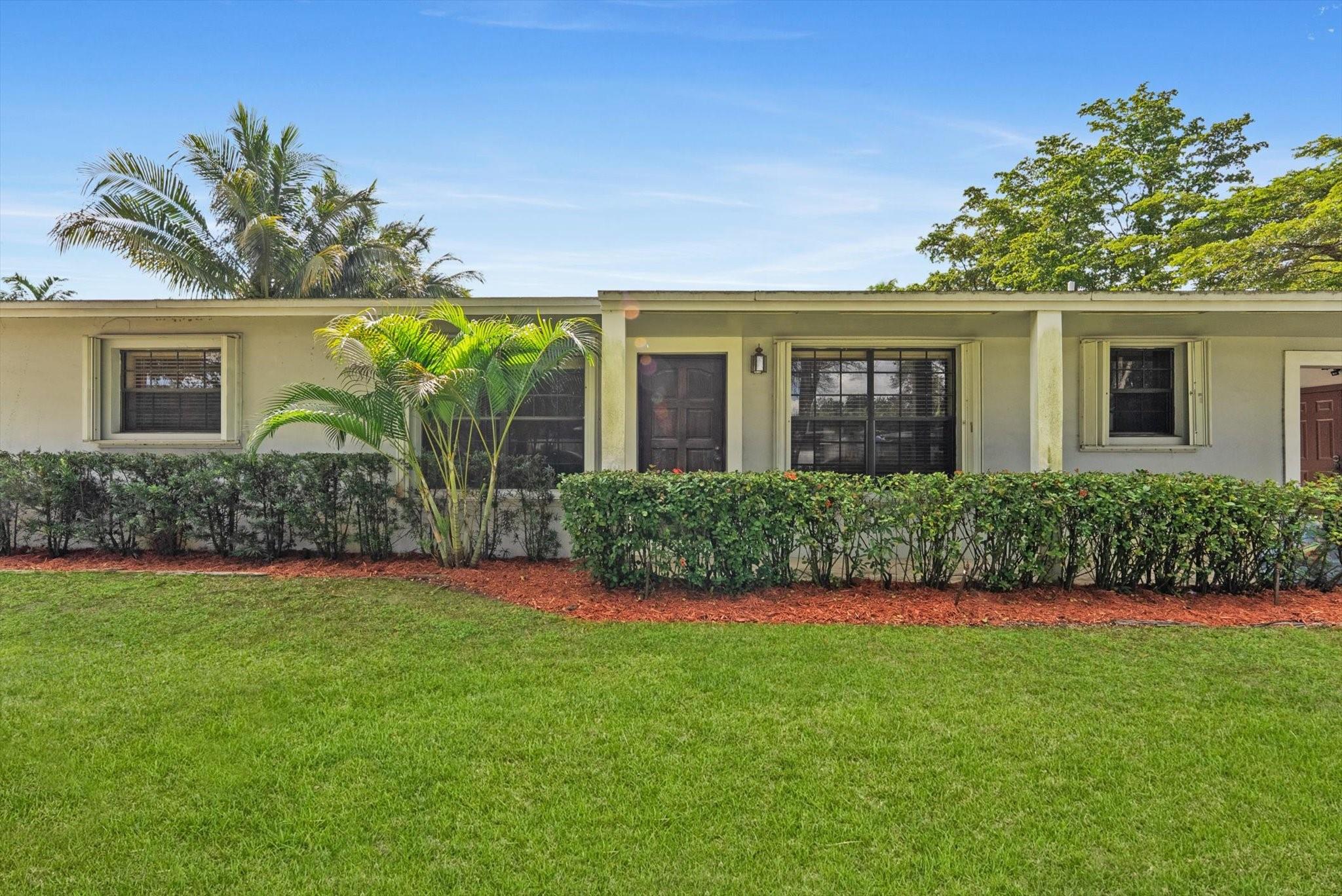 Homes for sale in Plantation, FL | 5672 Sw 2Nd St, Plantation, FL 33317 | MLS# F10527846