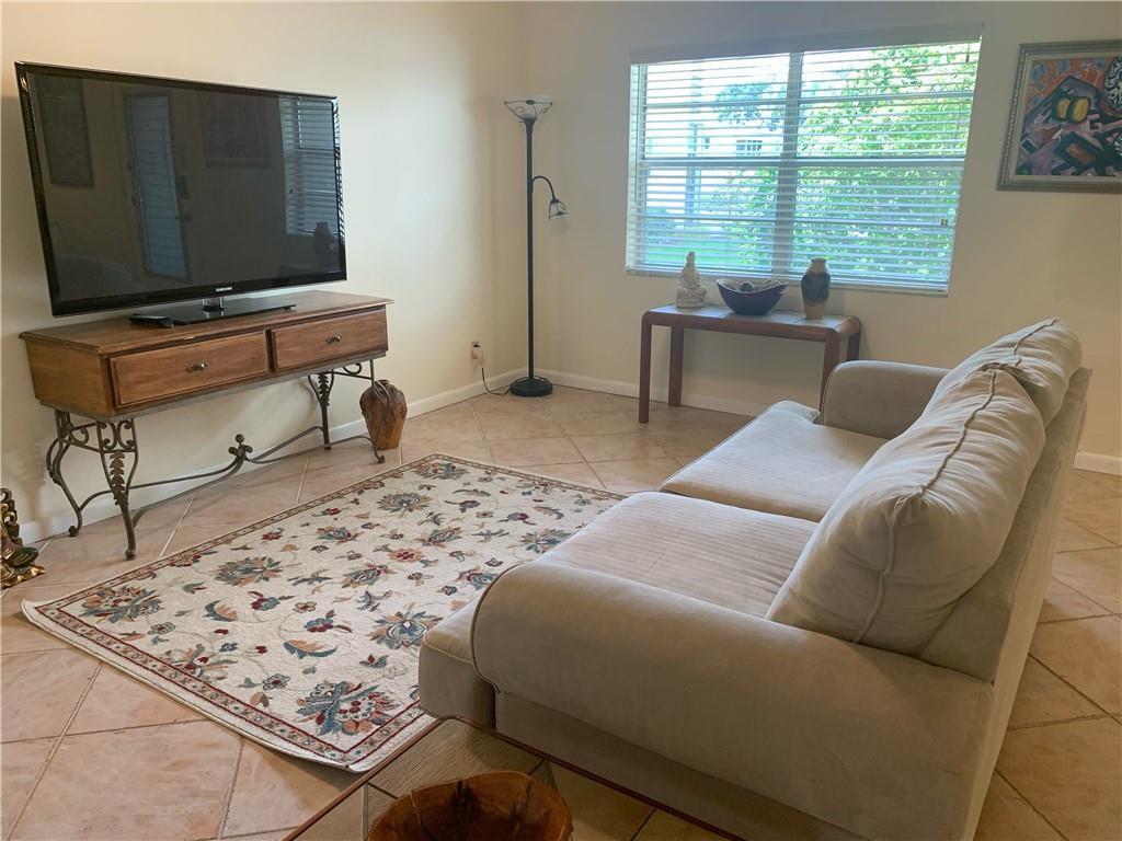 Kings Point Flanders