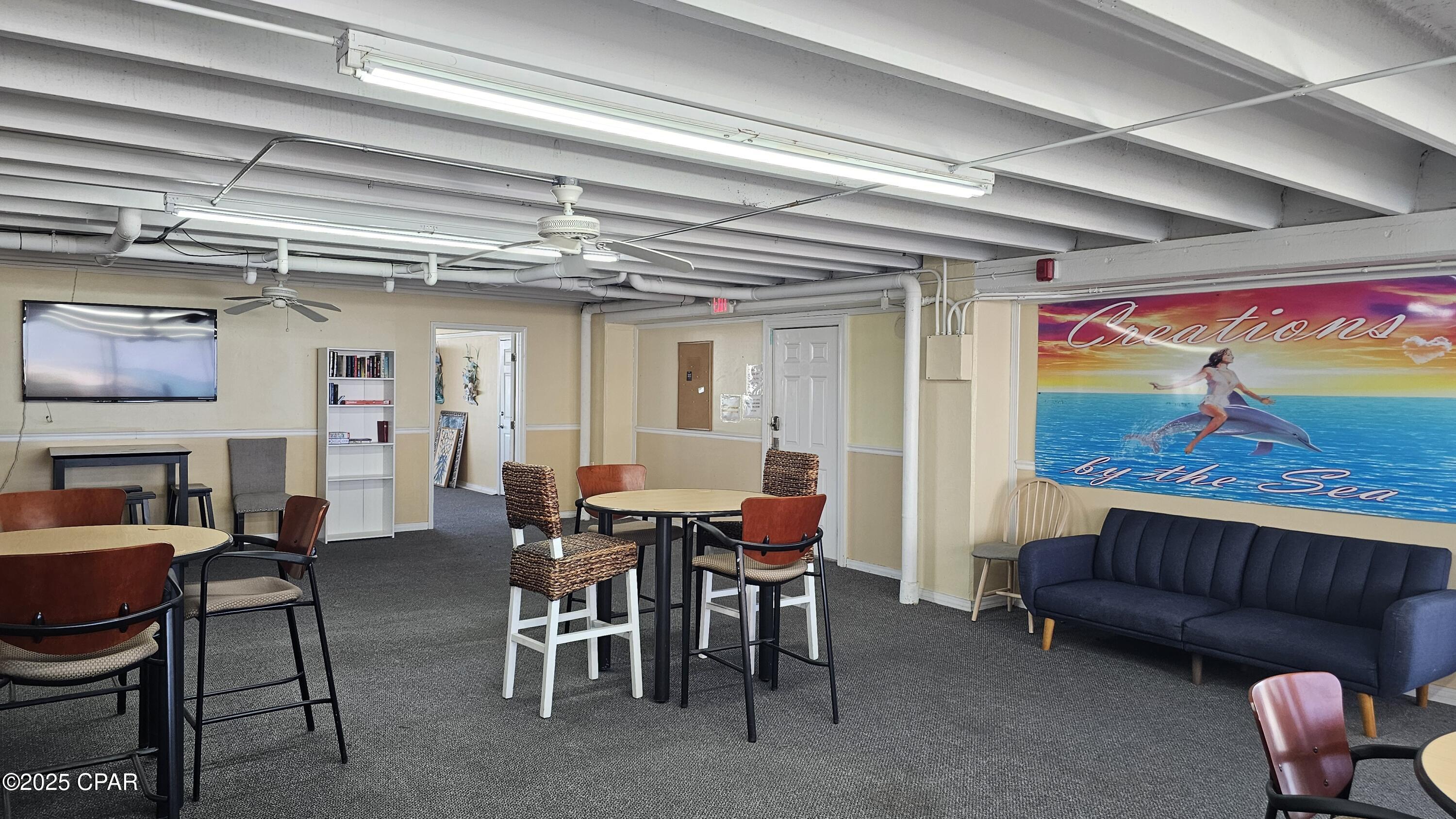 Listing photo id 27 for 14401 Front Beach Road 229