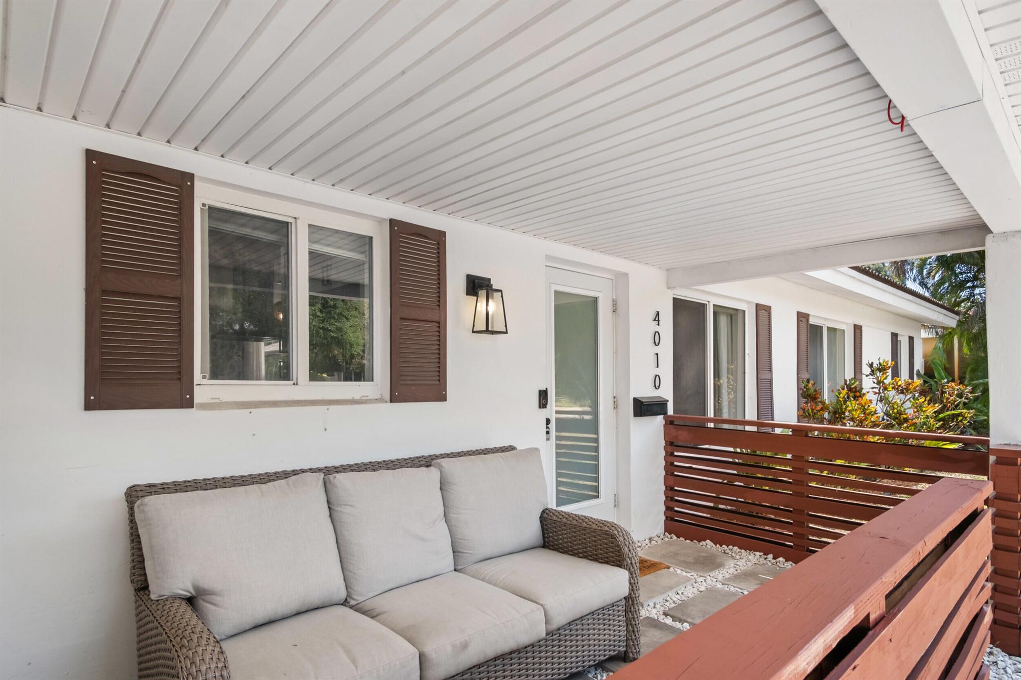 Homes for sale in Oakland Park, FL | 4010 Ne 18Th Avenue, Oakland Park, FL 33334 | MLS# R11126158