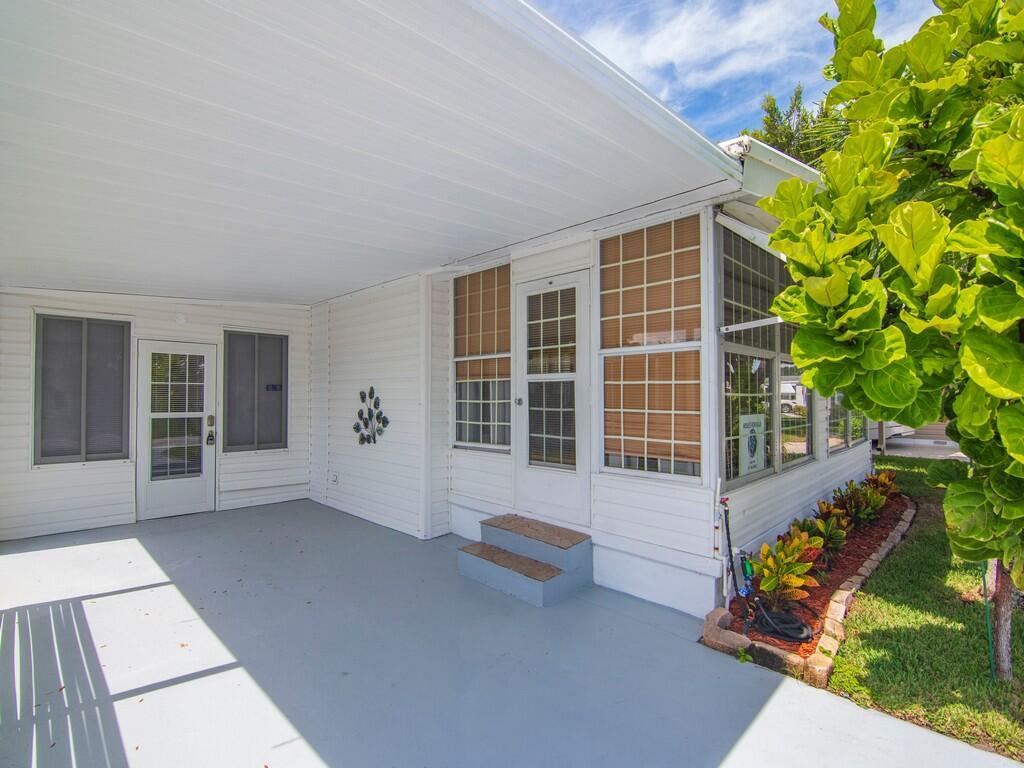 Homes for sale in Jensen Beach, FL | 4 N North Warner Dr, Jensen Beach, FL 34957 | MLS# R11126193