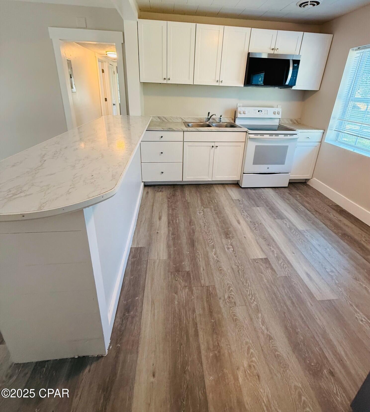 Image 4 For 1305 Flower Drive