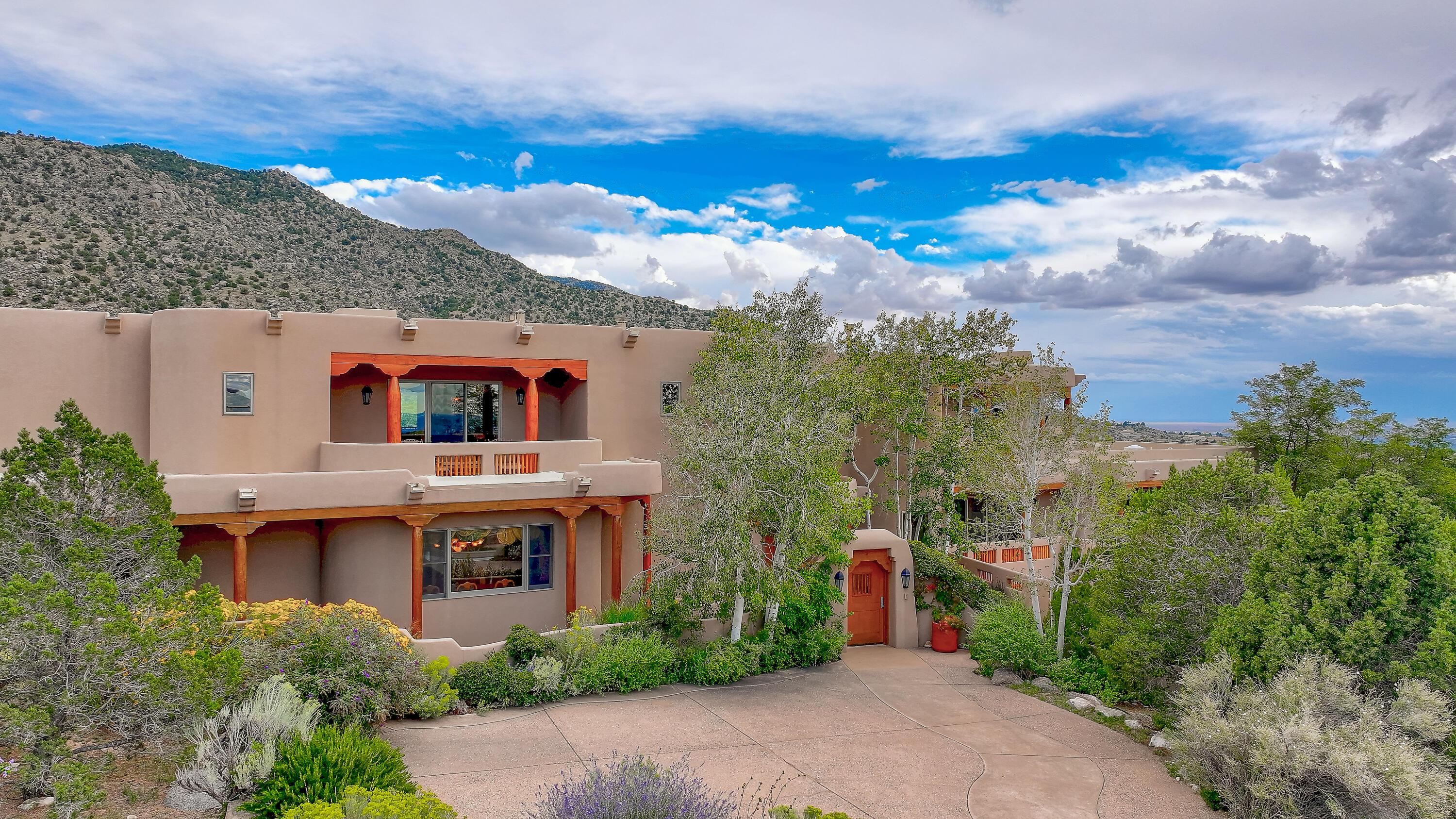 Homes for sale in Albuquerque, NM | 13732 Canada Del Oso Pl Ne, Albuquerque, NM 87111 | MLS# 1091783