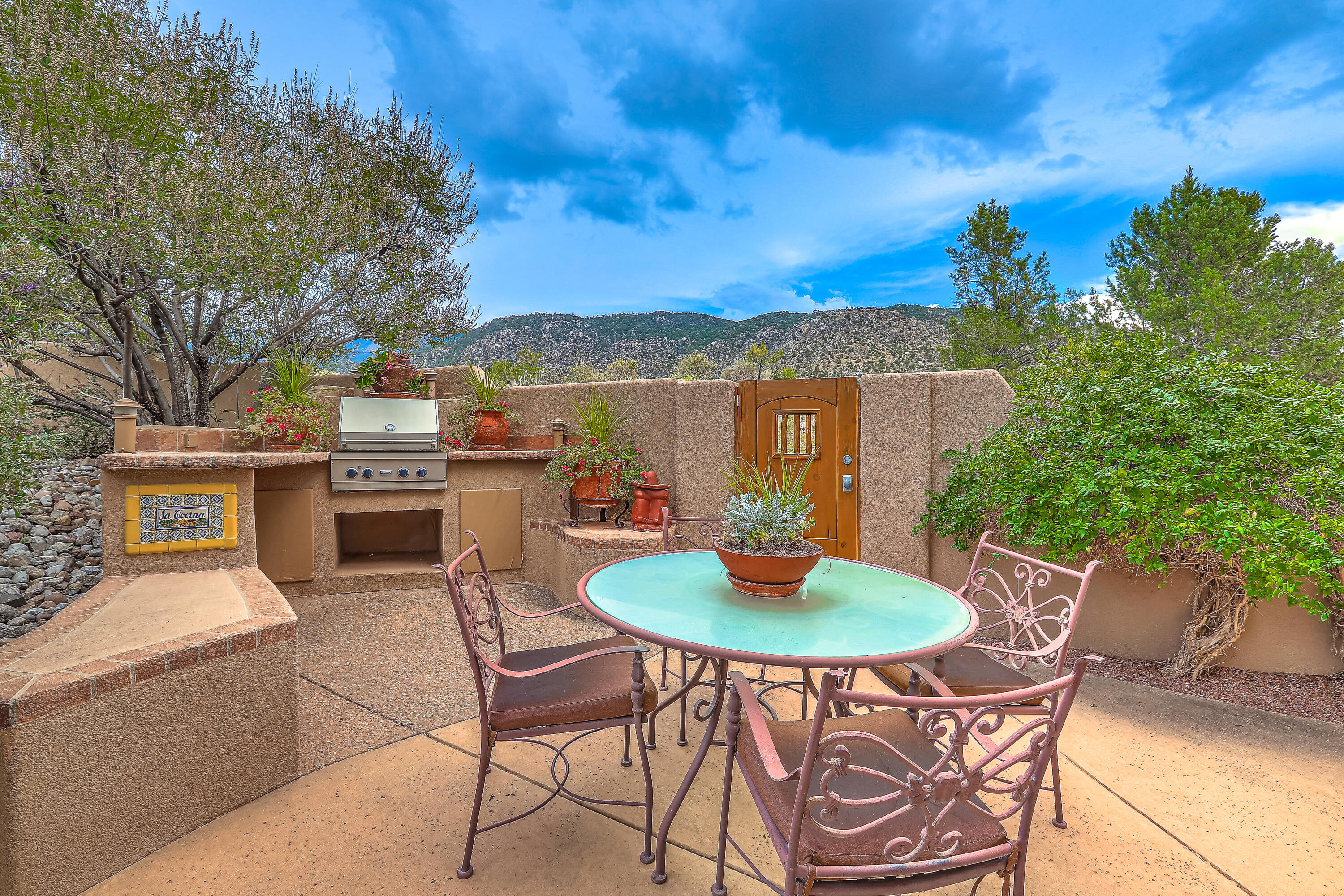 Homes for sale in Albuquerque, NM | 13732 Canada Del Oso Pl Ne, Albuquerque, NM 87111 | MLS# 1091783