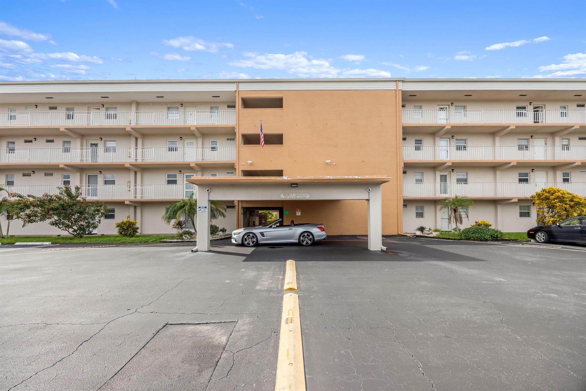 Homes for sale in Boynton Beach, FL | 230 Ne 26th Avenue #206, Boynton Beach, FL 33435 | MLS# R11126205