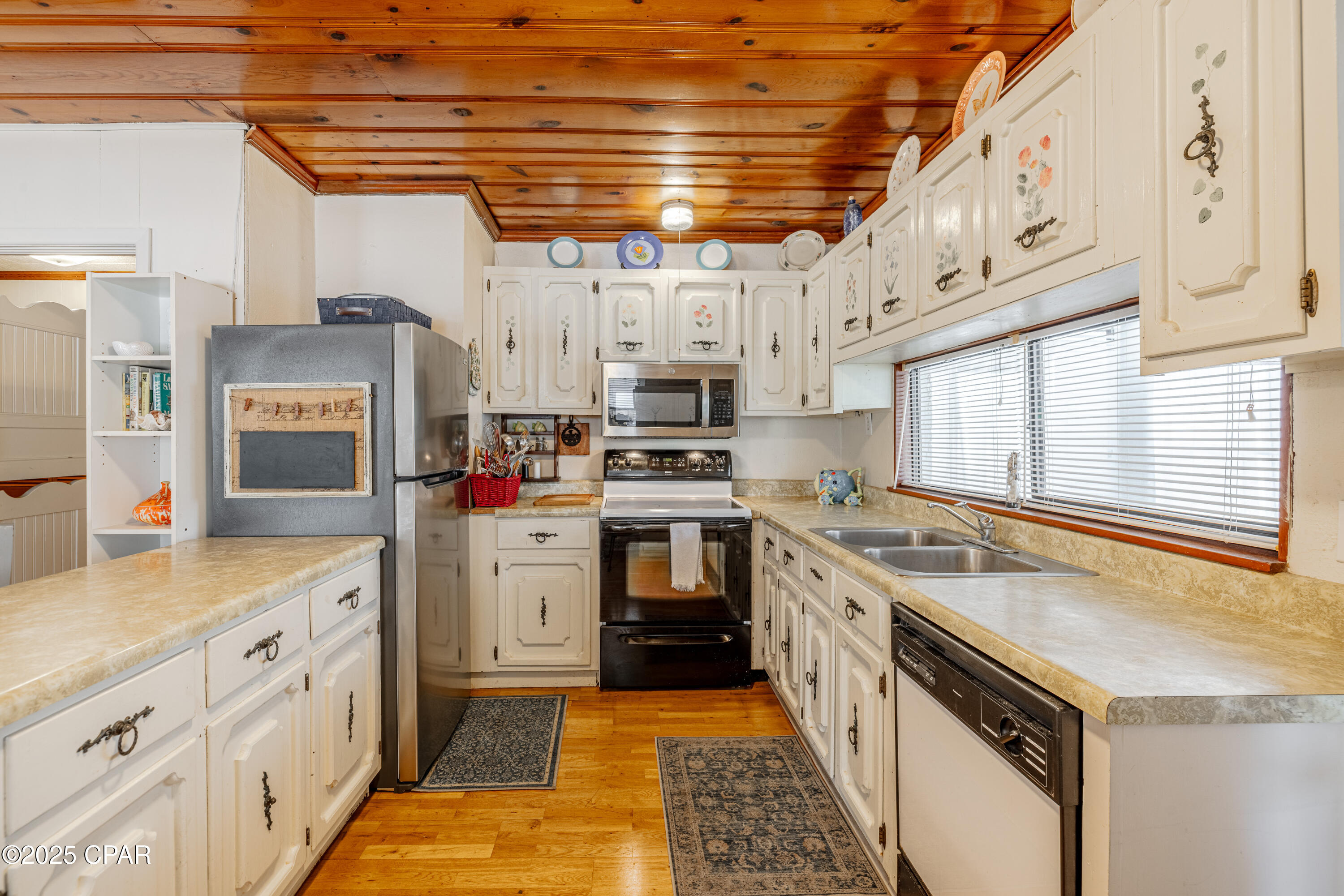 Image 16 For 234 Sands Street