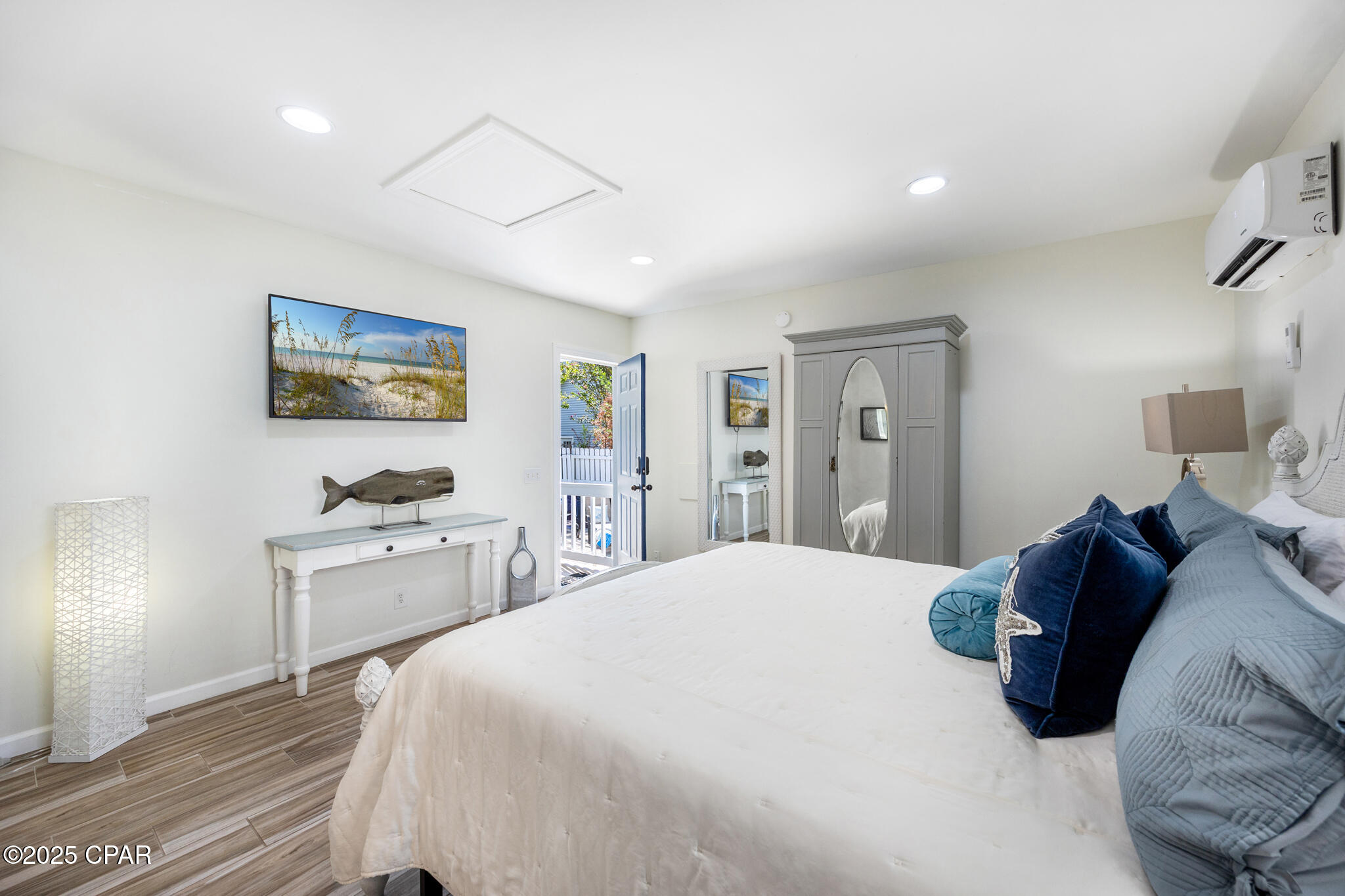 Image 22 For 4496 Luke Avenue