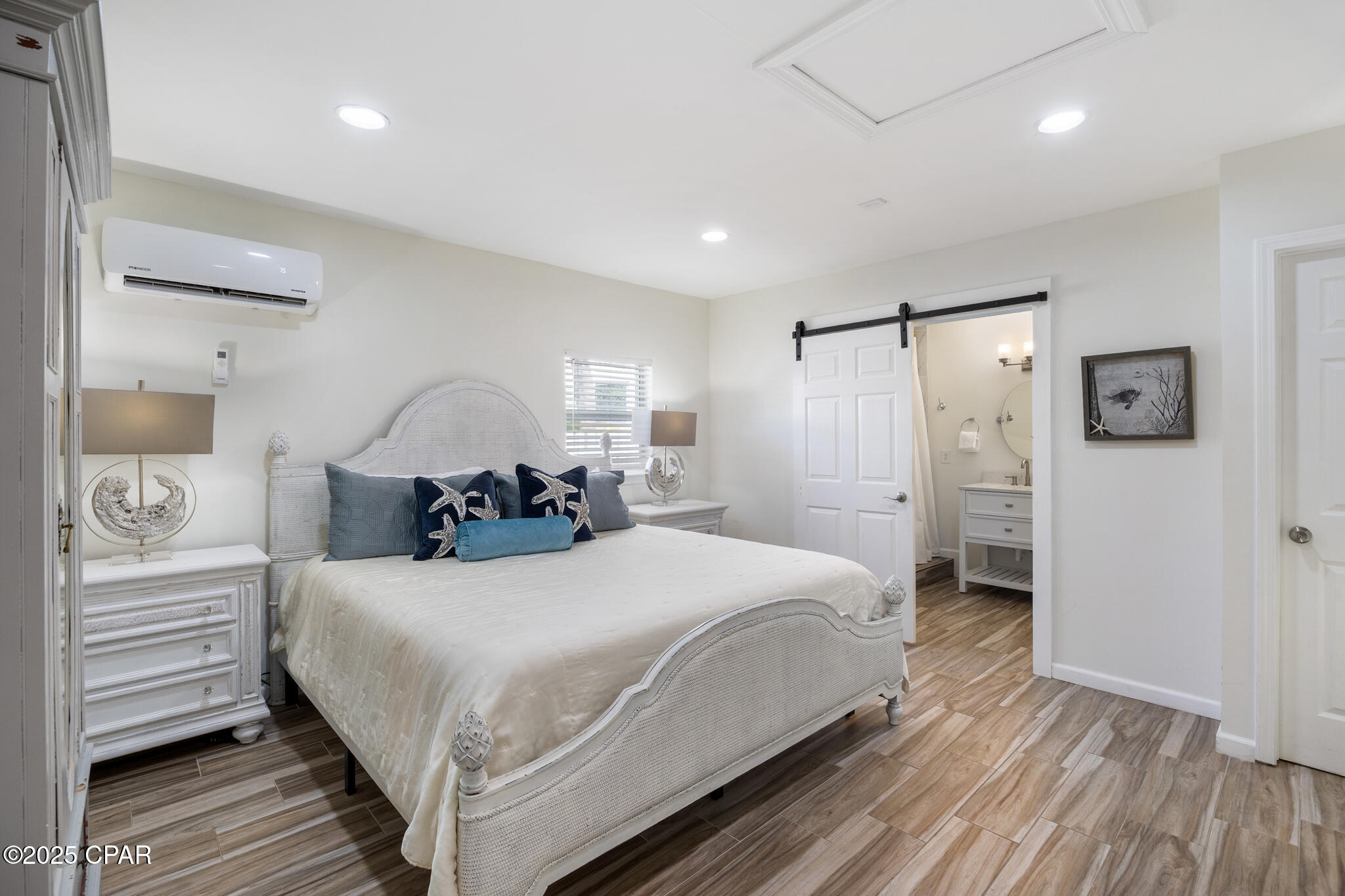 Image 23 For 4496 Luke Avenue