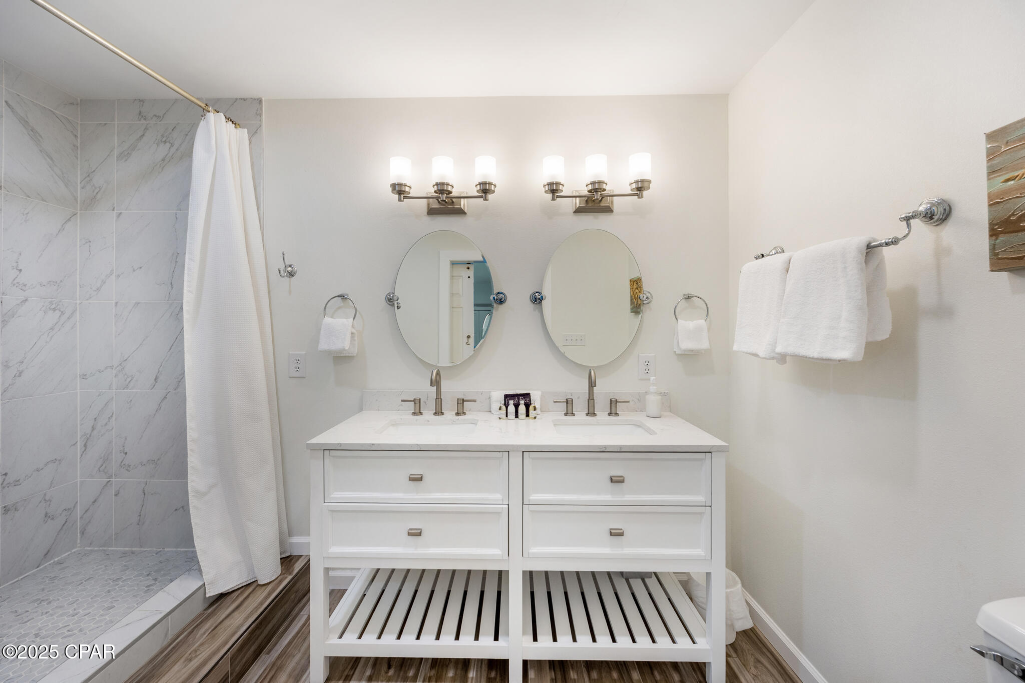 Image 24 For 4496 Luke Avenue