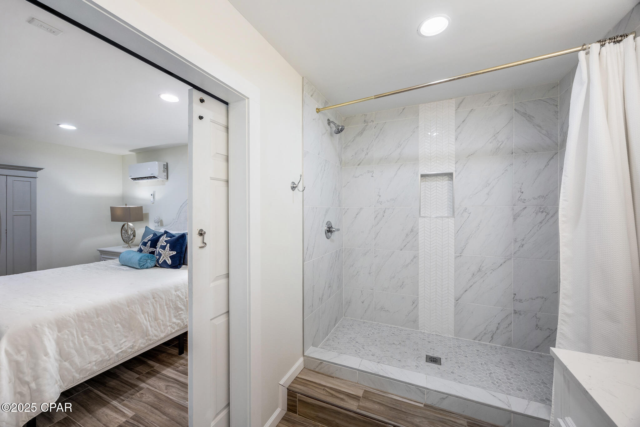 Image 25 For 4496 Luke Avenue