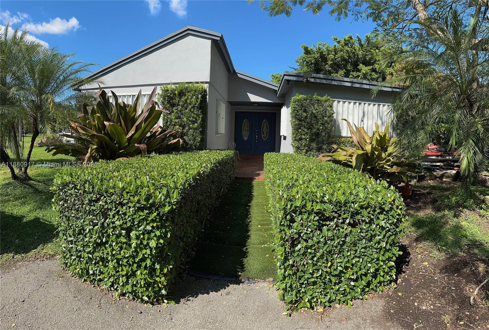 Silver Palm East Neighbor