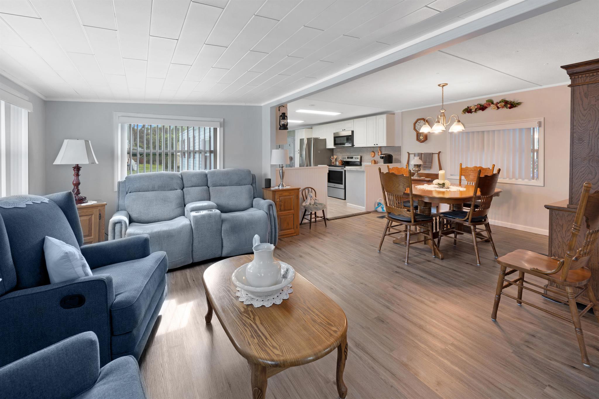 Homes for sale in Stuart, FL | 9273 Sw Mary Dr, Stuart, FL 34997 | MLS# R11126252