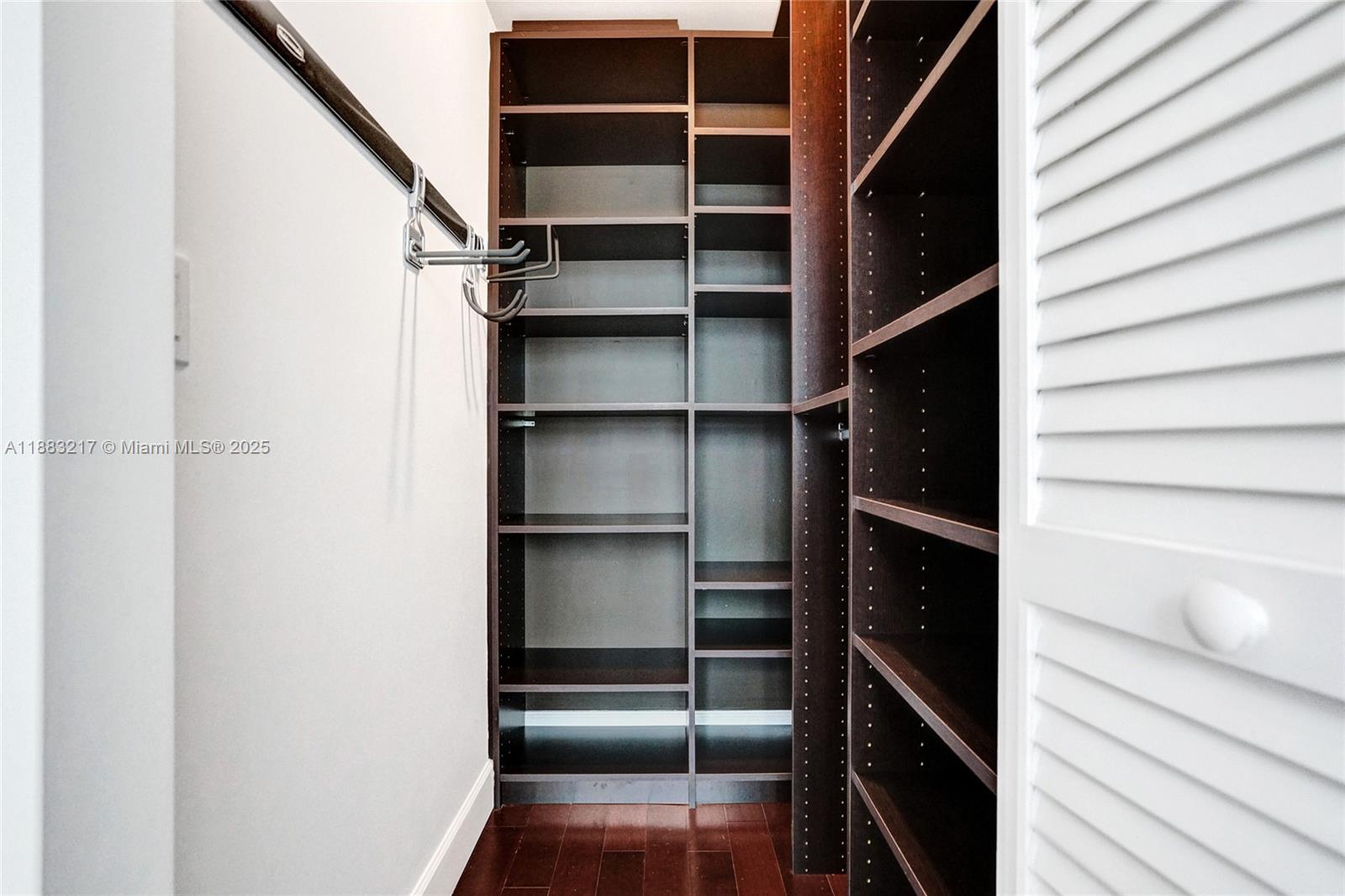 950 Brickell Bay Dr 1704