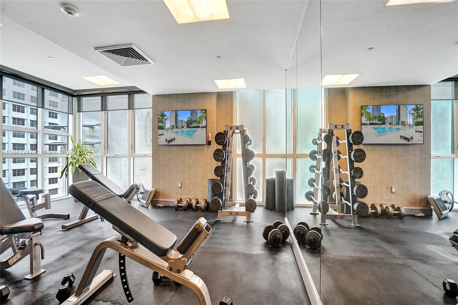 950 Brickell Bay Dr 1704