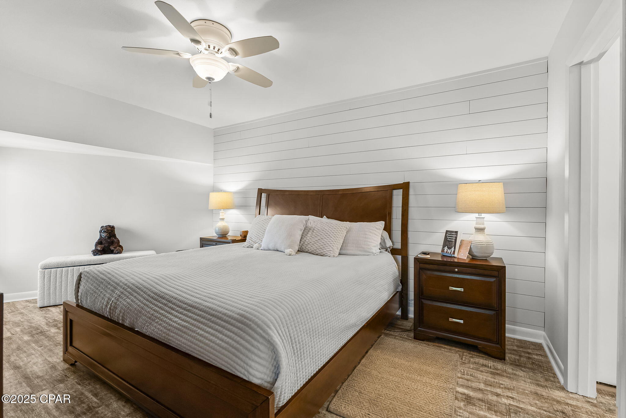 Image 4 For 4725 Bay Point Road 266