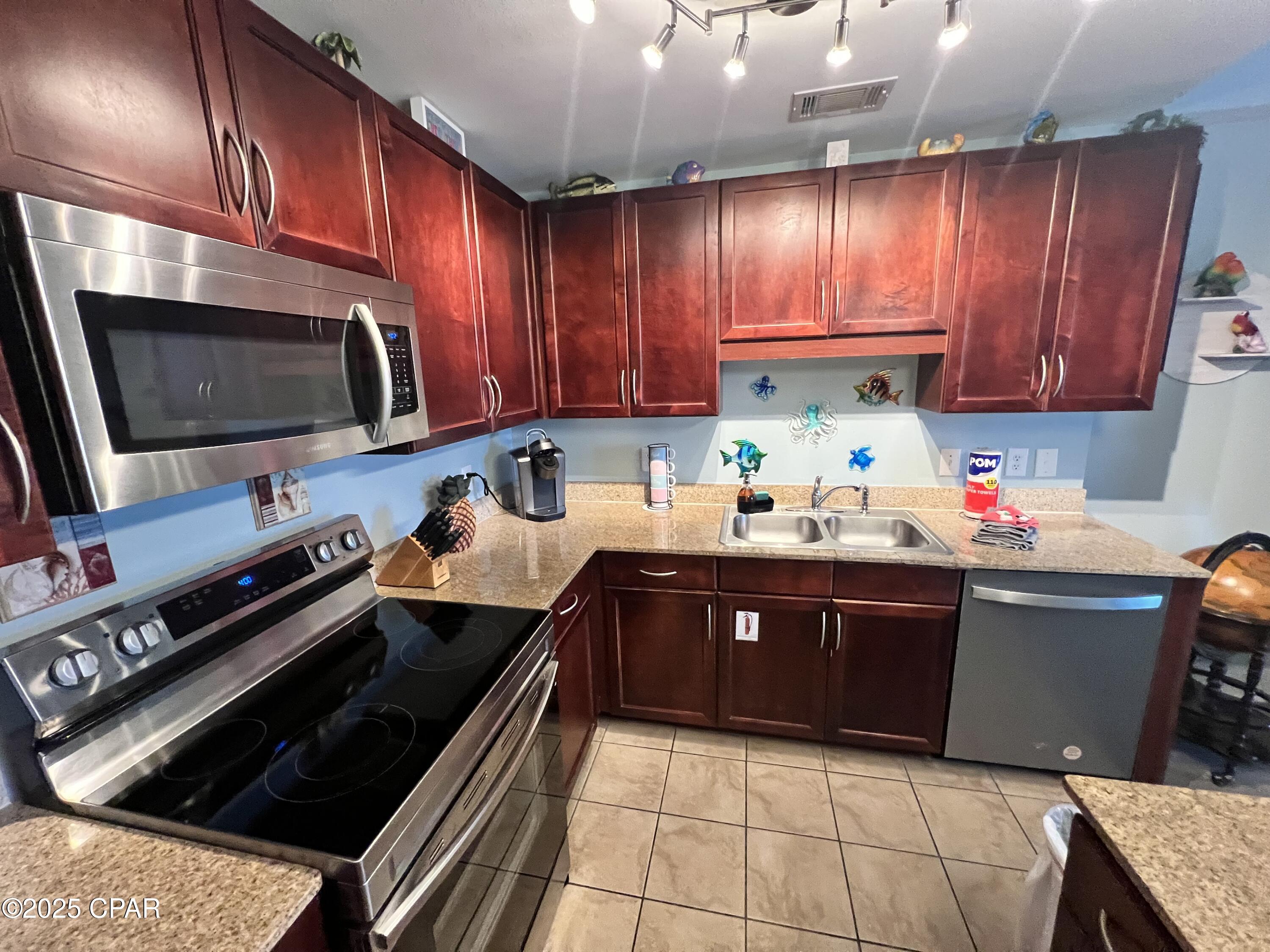 Image 13 For 9902 Thomas Drive 237