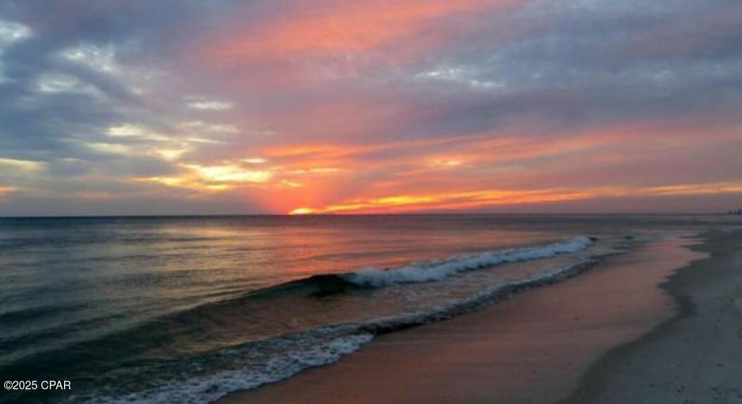 Image 24 For 9902 Thomas Drive 237