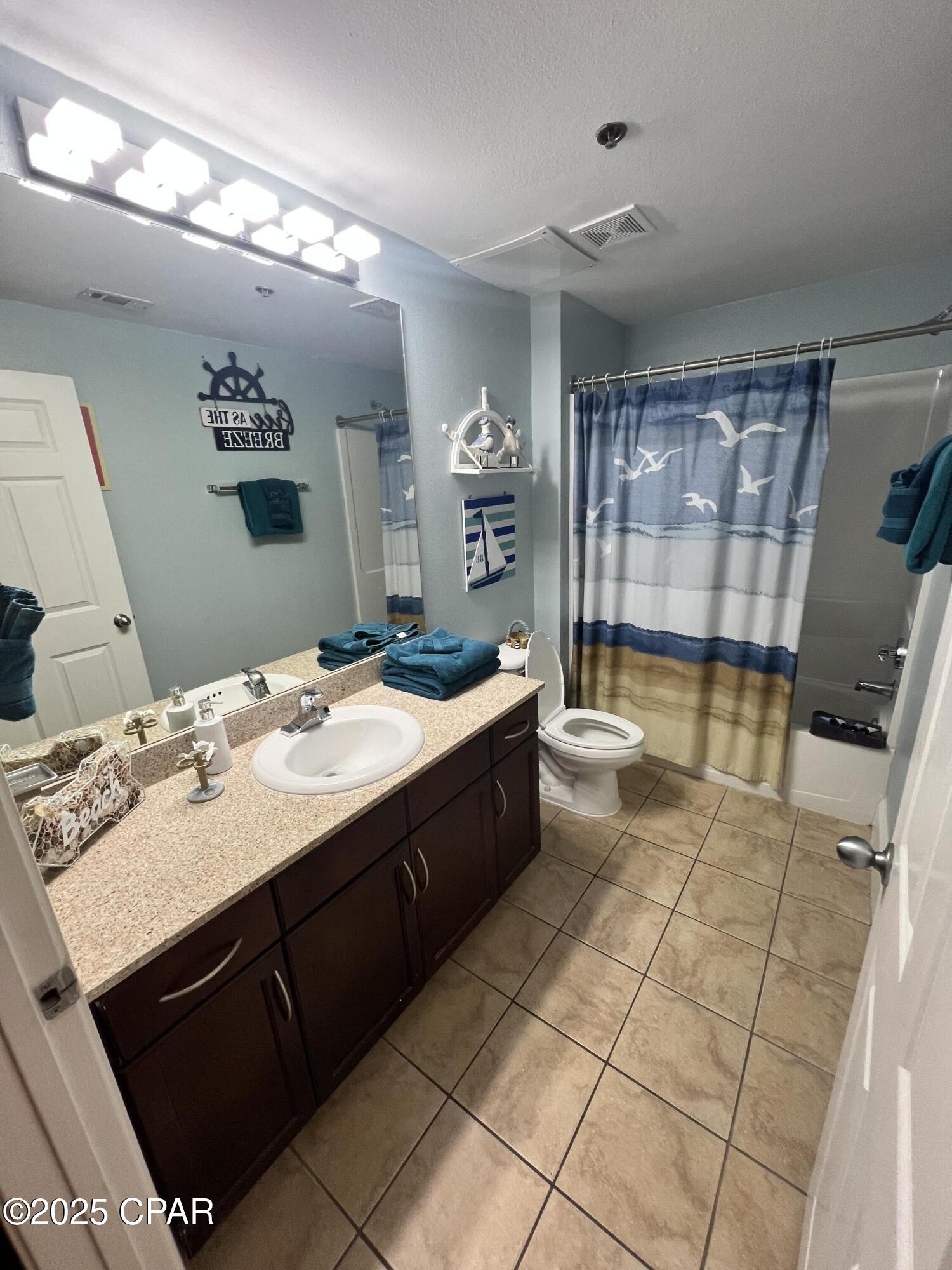 Image 3 For 9902 Thomas Drive 237