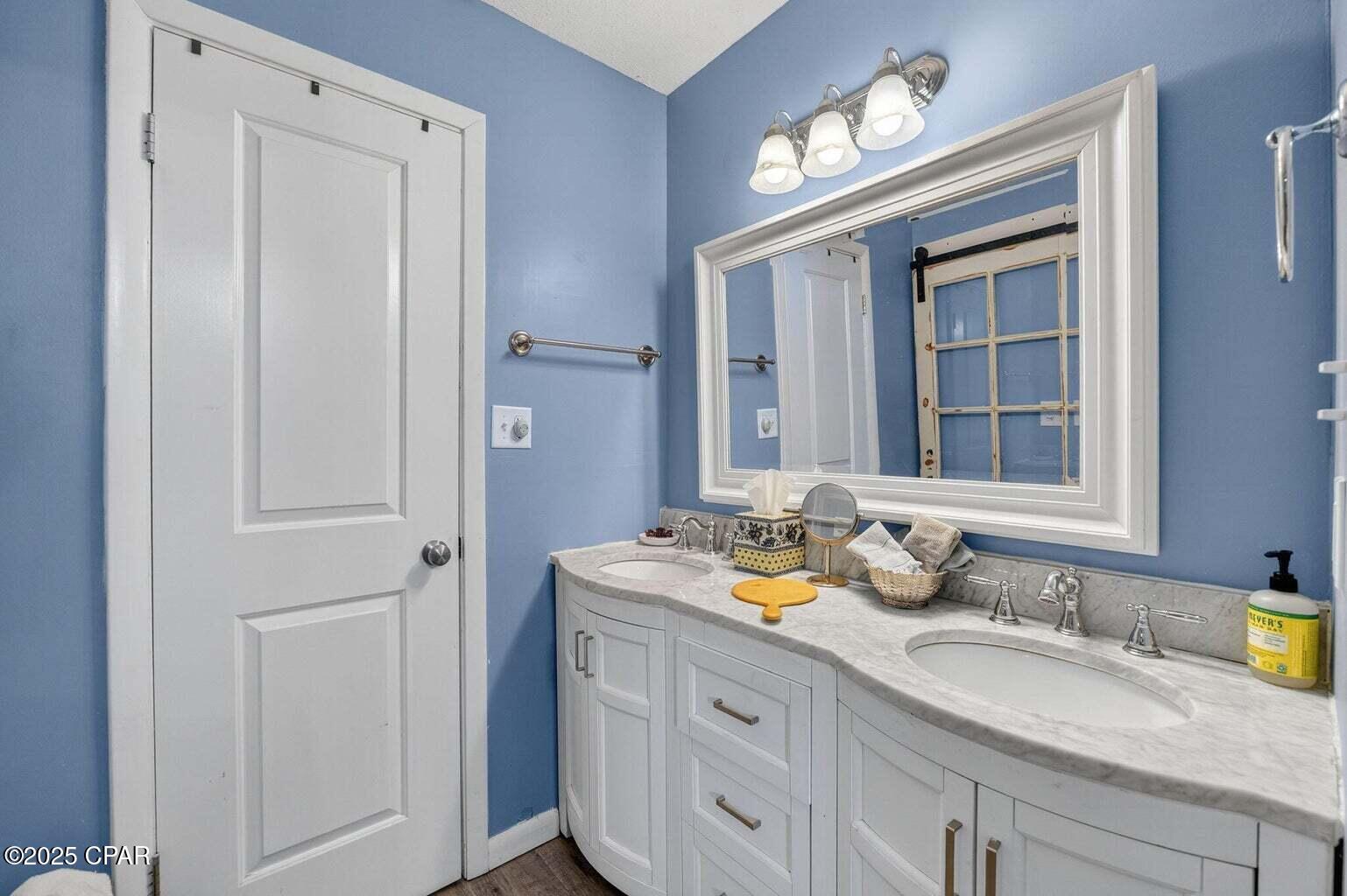 Image 22 For 471 Linkside Drive