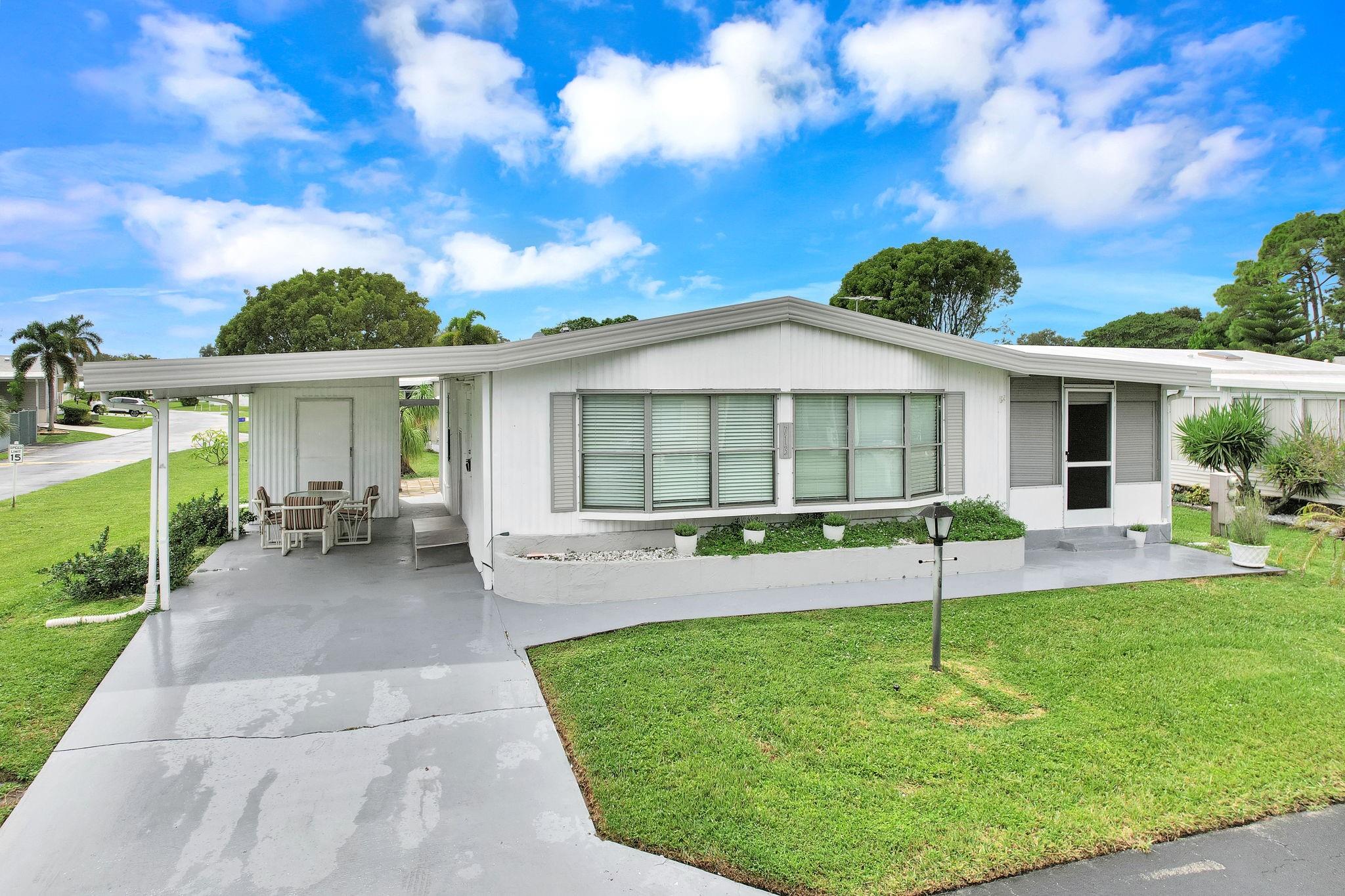 Homes for sale in Boynton Beach, FL | 713 Sunny South Avenue, Boynton Beach, FL 33436 | MLS# F10528034