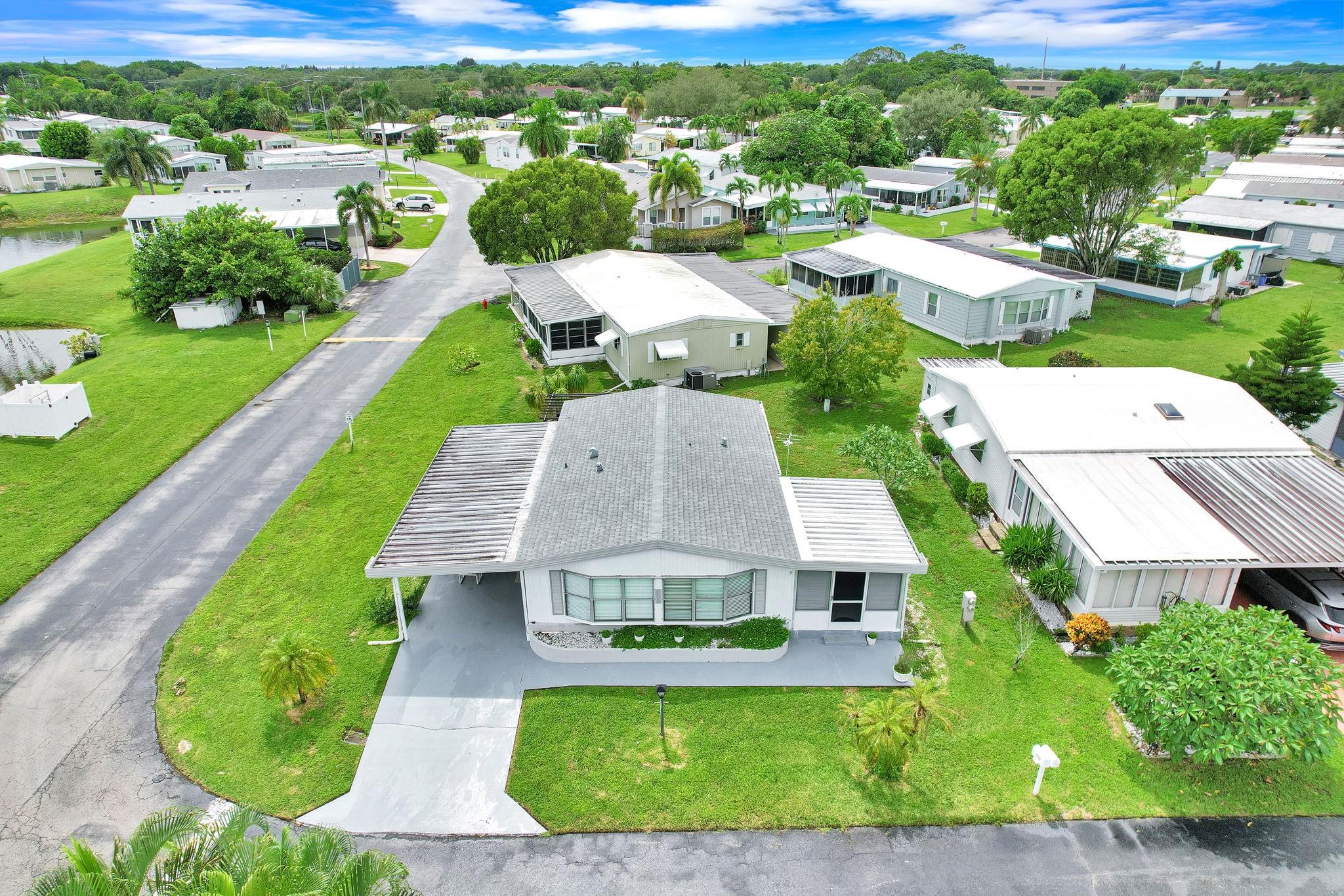 Homes for sale in Boynton Beach, FL | 713 Sunny South Avenue, Boynton Beach, FL 33436 | MLS# F10528034