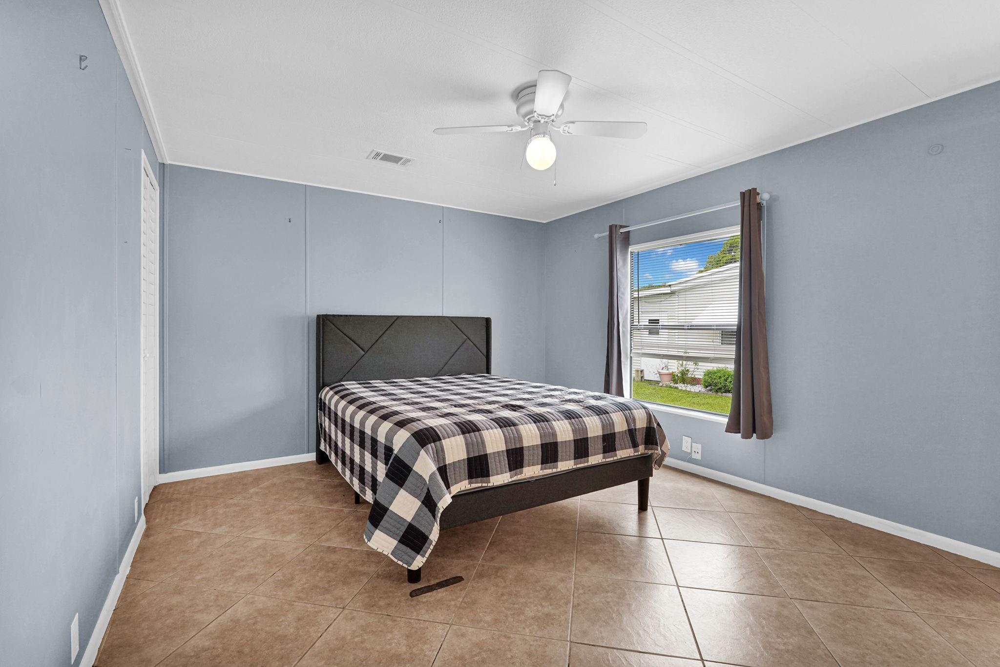 Homes for sale in Boynton Beach, FL | 713 Sunny South Avenue, Boynton Beach, FL 33436 | MLS# F10528034