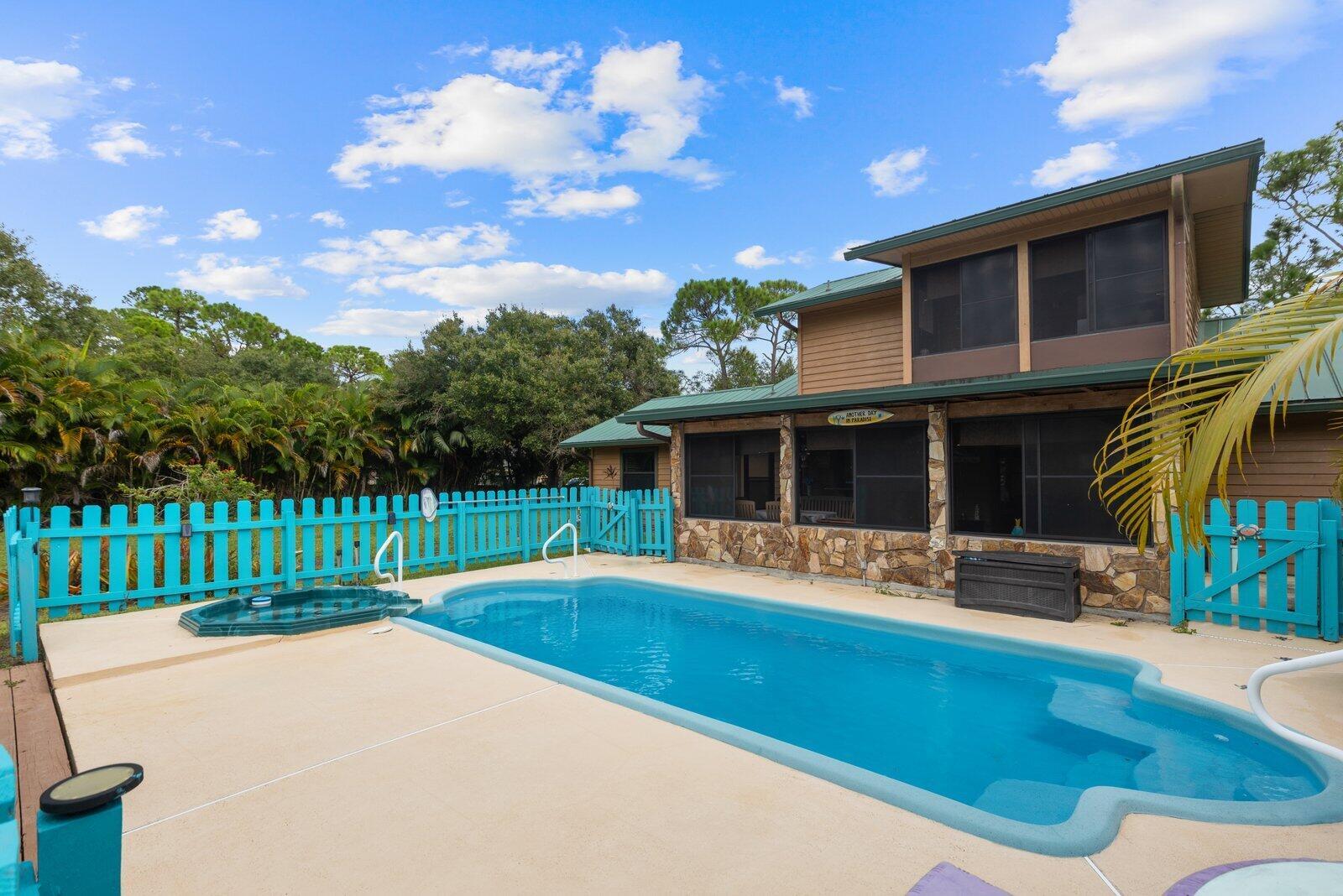 Homes for sale in Fort Pierce, FL | 2725 Twin Oaks Trail, Fort Pierce, FL 34945 | MLS# R11126360