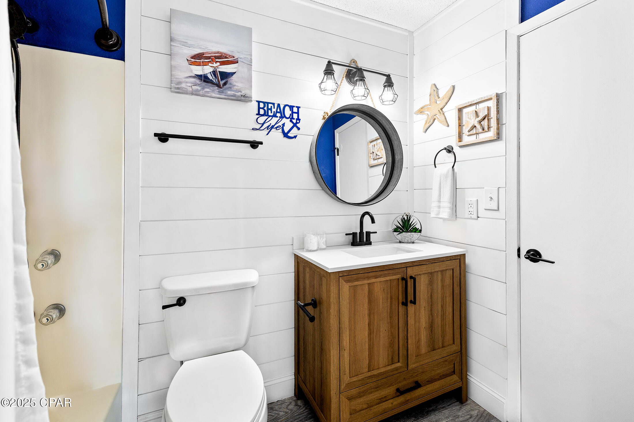 Image 23 For 17620 Front Beach Road I3