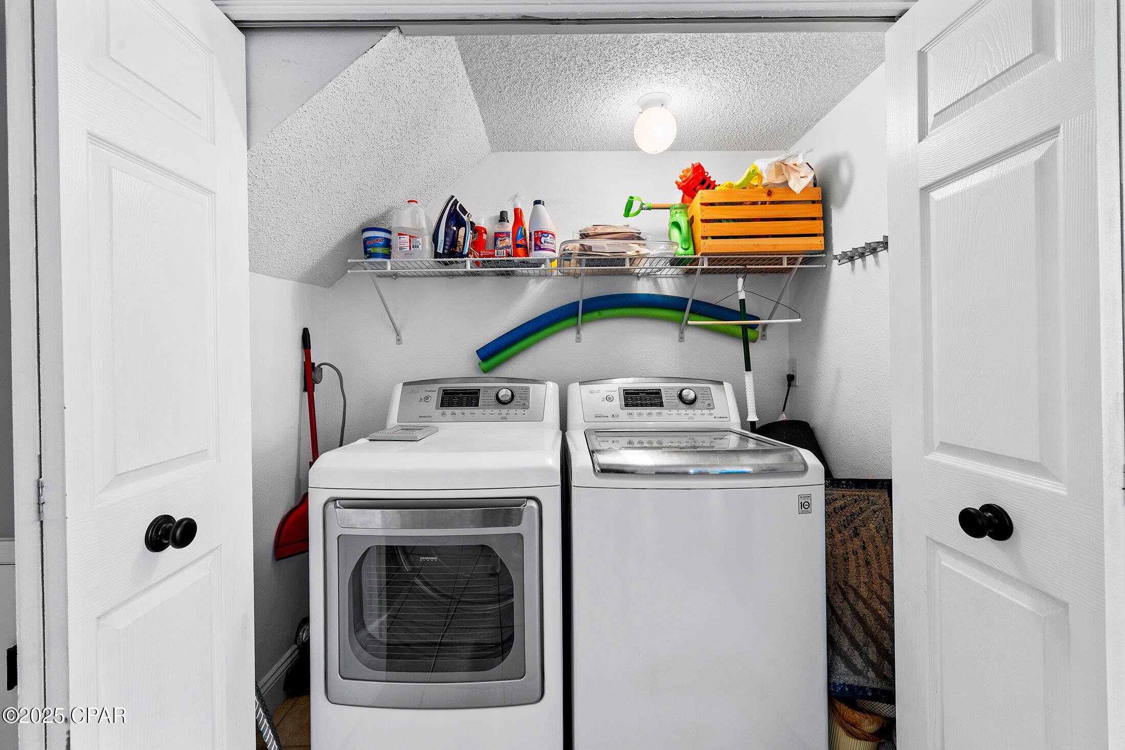 Image 5 For 17620 Front Beach Road I3