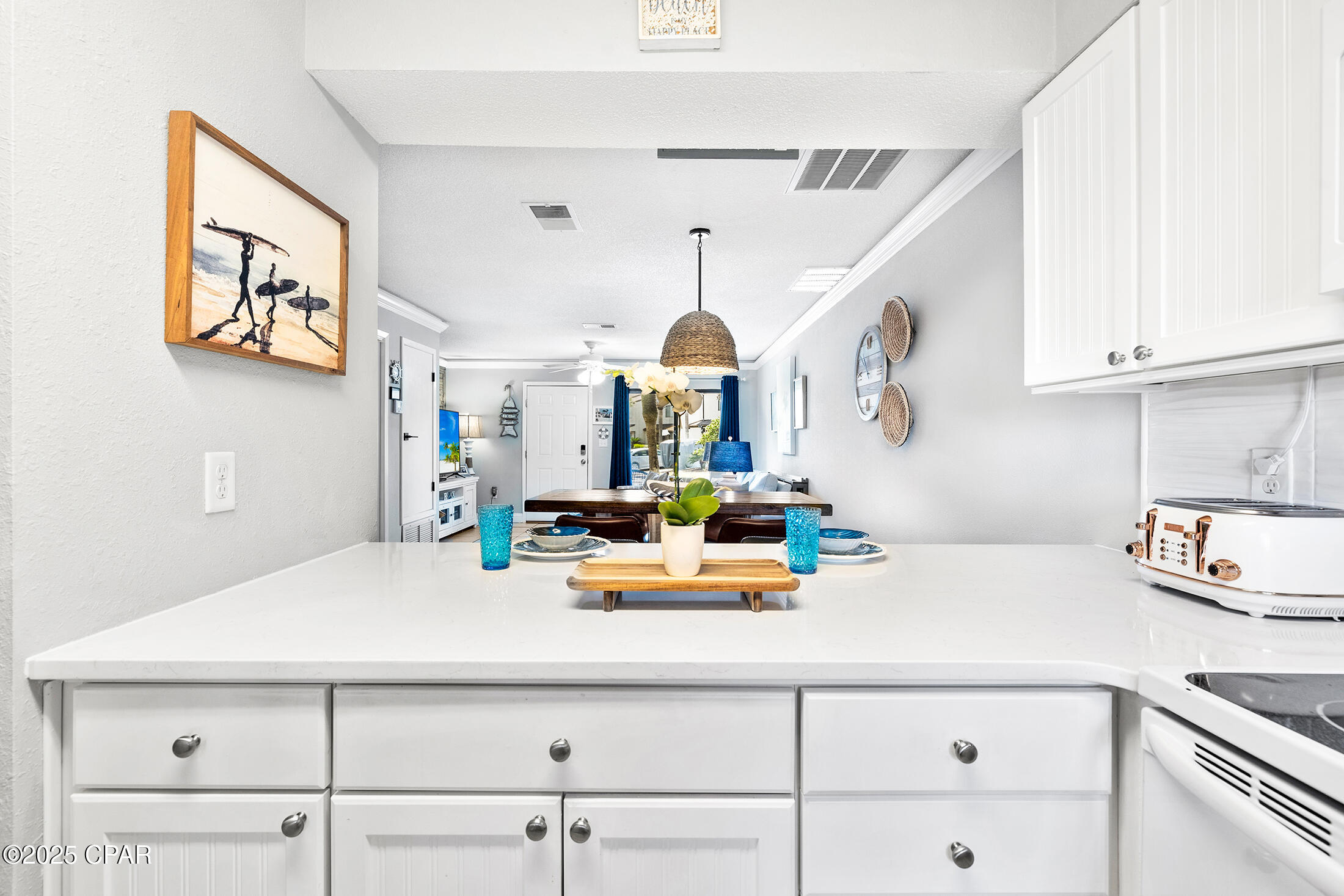 Image 9 For 17620 Front Beach Road I3