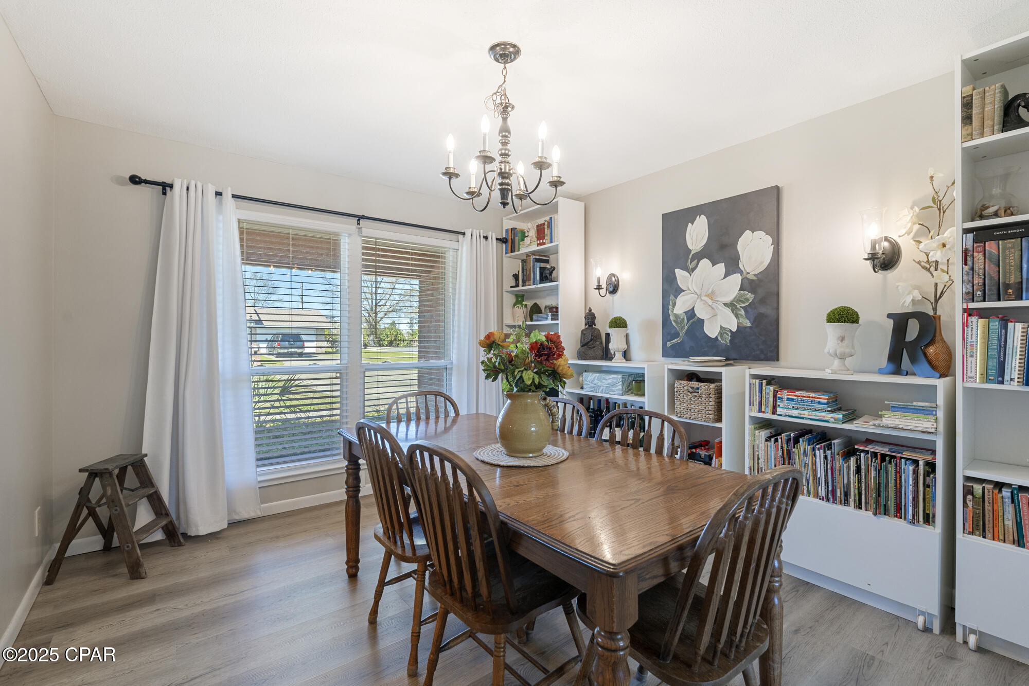 Image 16 For 301 Floyd Drive