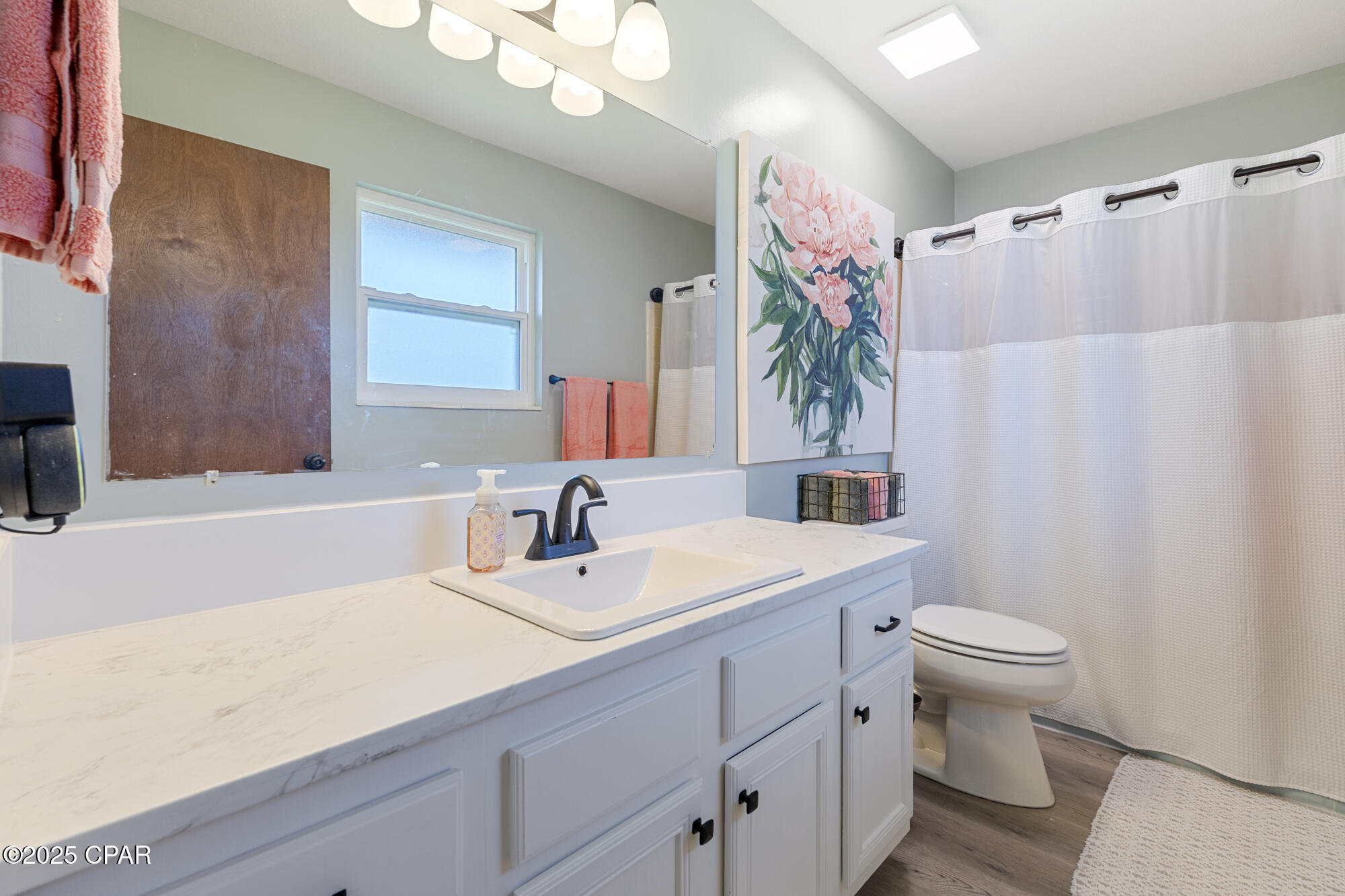 Image 26 For 301 Floyd Drive