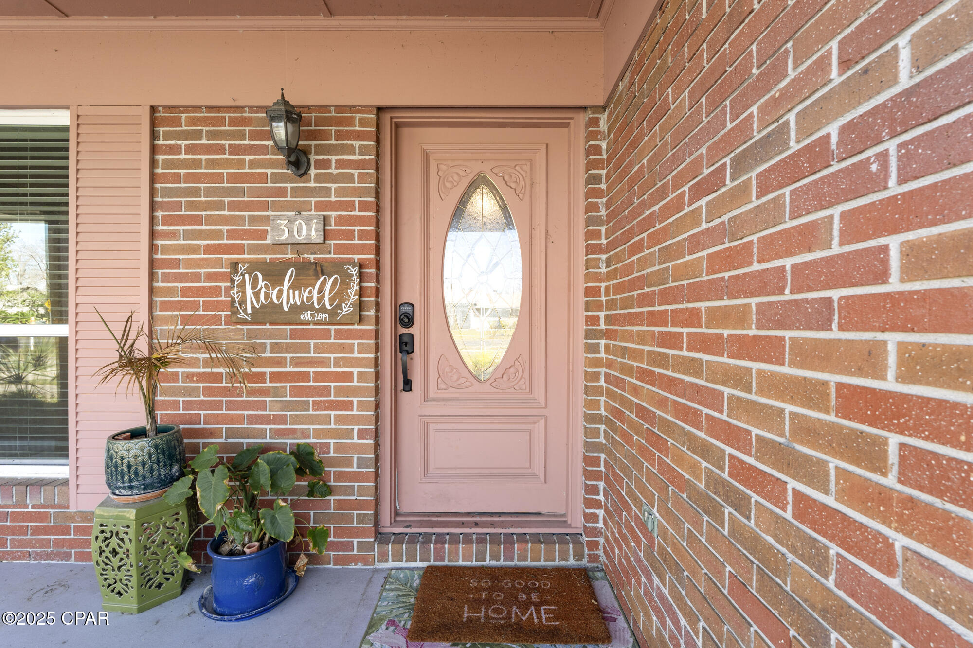 Image 7 For 301 Floyd Drive