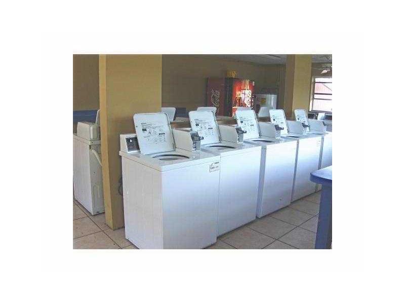 Homes for sale in Oakland Park, FL | 101 Ne 41st St #G-112, Oakland Park, FL 33334 | MLS# F10528170