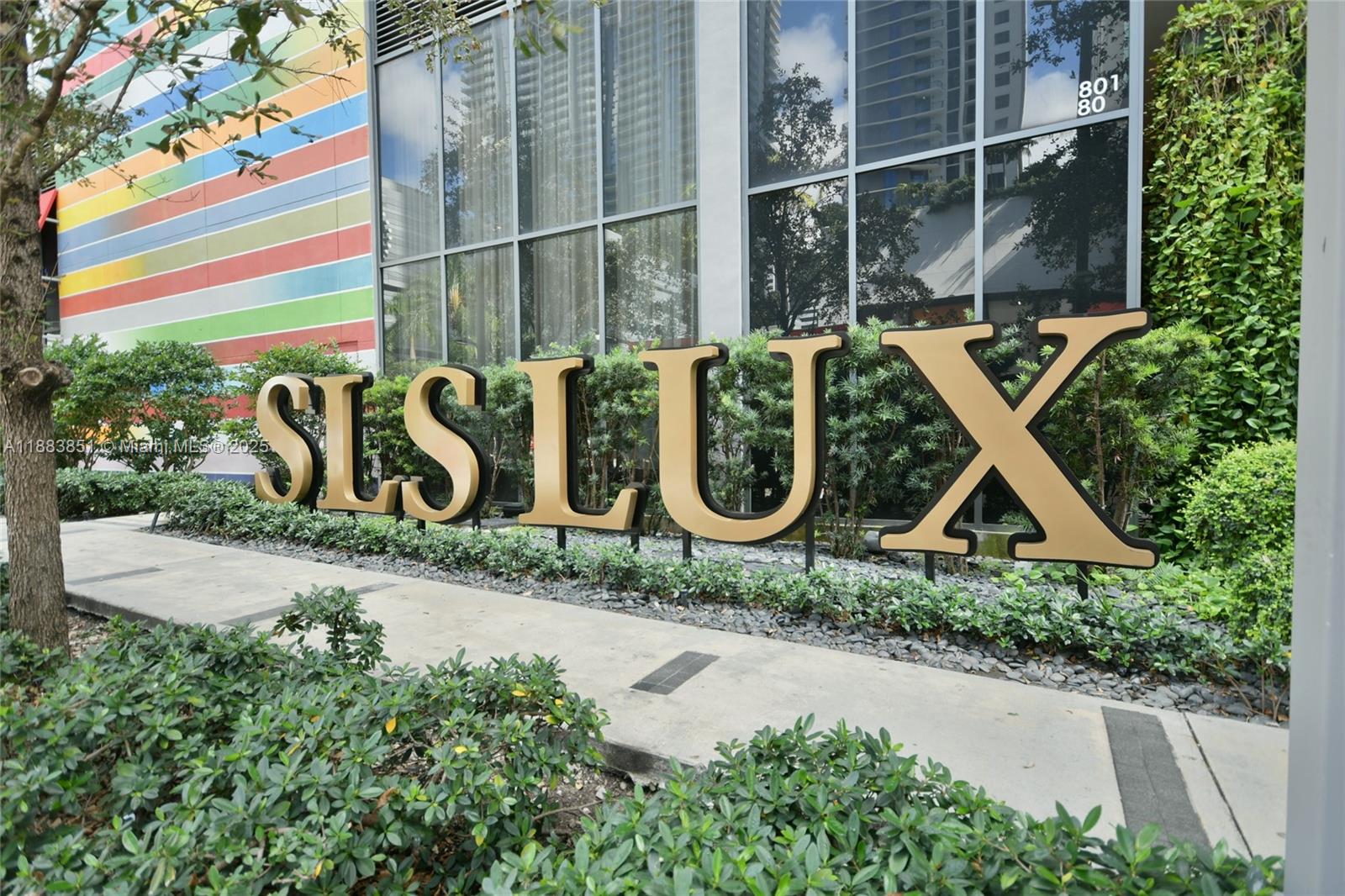 Condo for Sale in Miami, FL