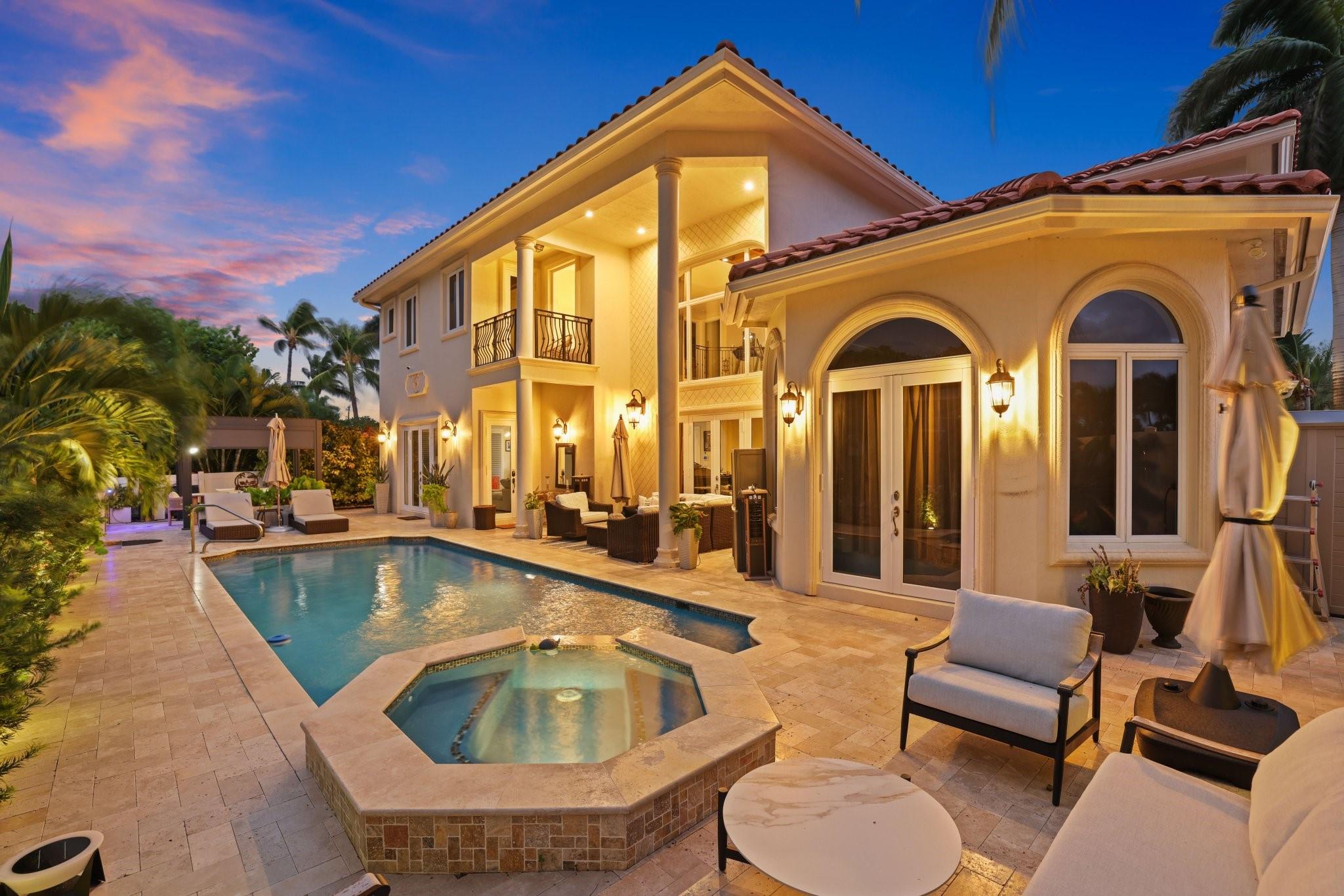 Homes for sale in Lighthouse Point, FL | 4850 Ne 29th Ave, Lighthouse Point, FL 33064 | MLS# F10526195