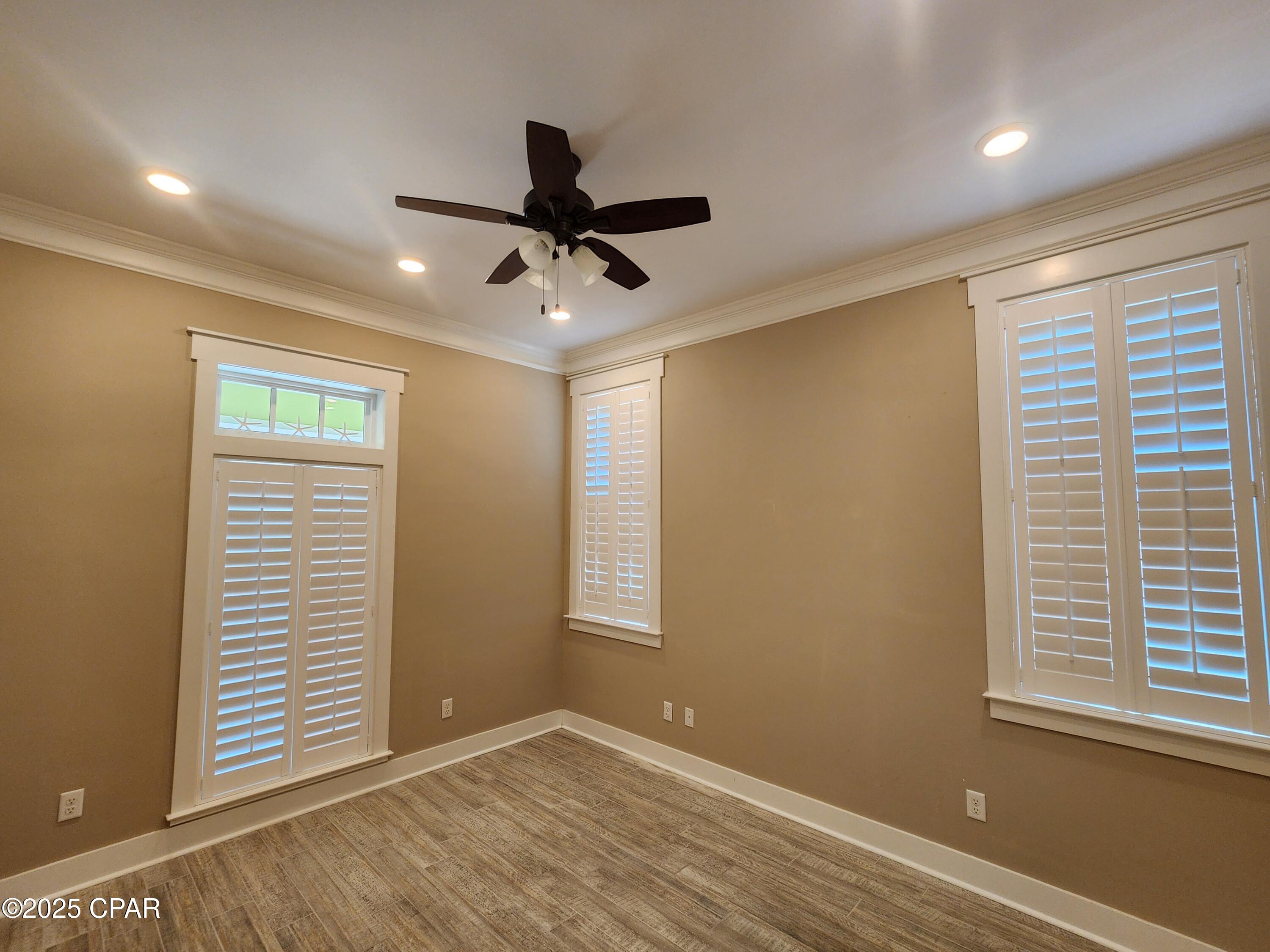 Image 32 For 3816 Mariner Drive