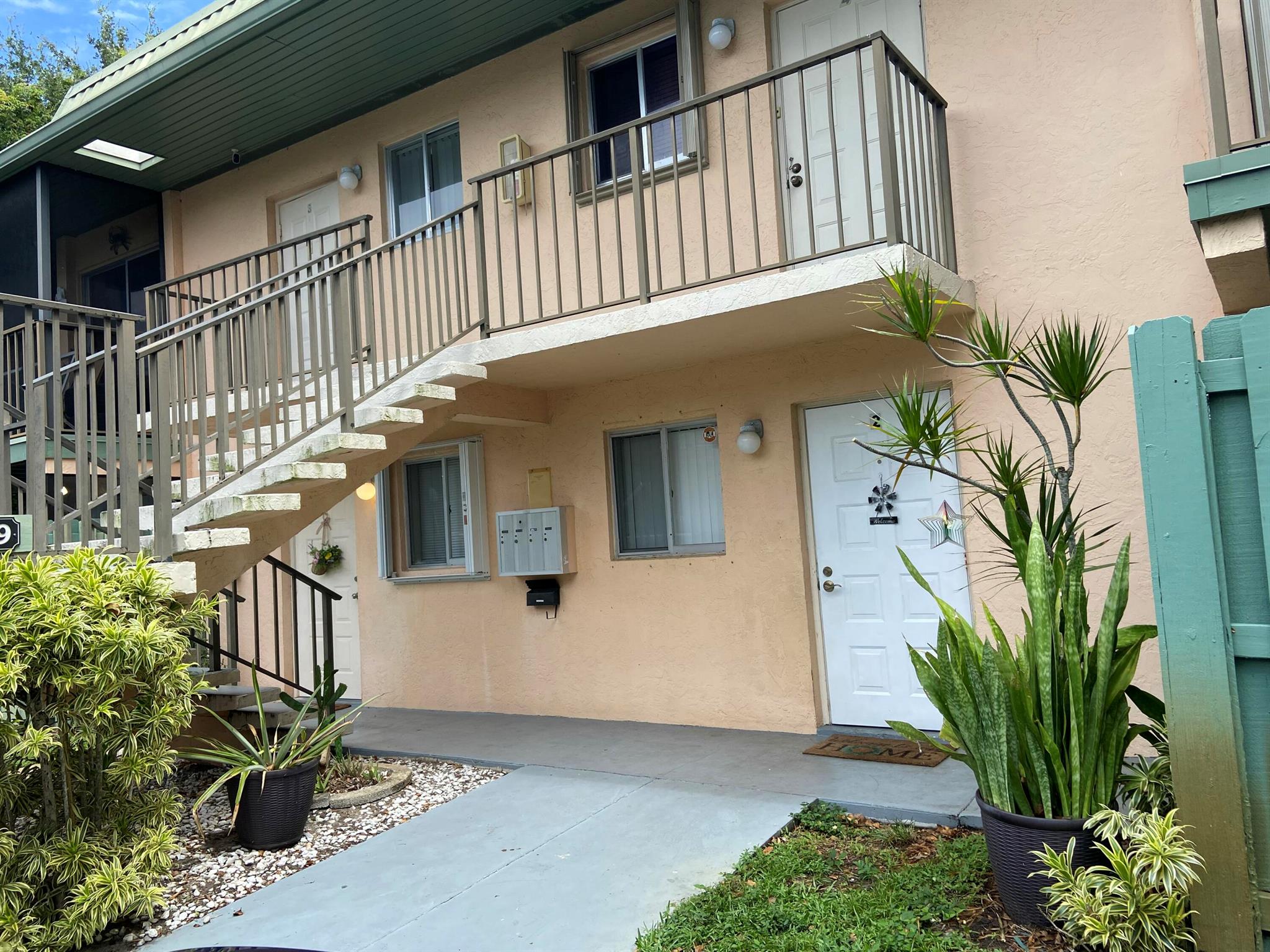 Homes for sale in West Palm Beach, FL | 1829 Fairview Villa Dr #2, West Palm Beach, FL 33406 | MLS# R11126474