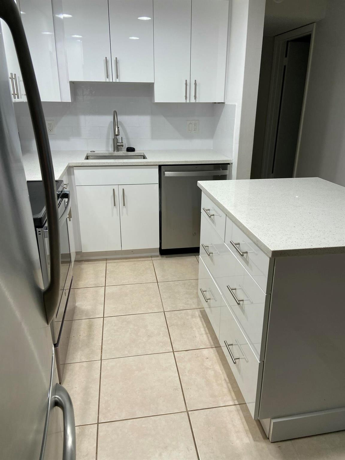 Homes for sale in West Palm Beach, FL | 1829 Fairview Villa Dr #2, West Palm Beach, FL 33406 | MLS# R11126474