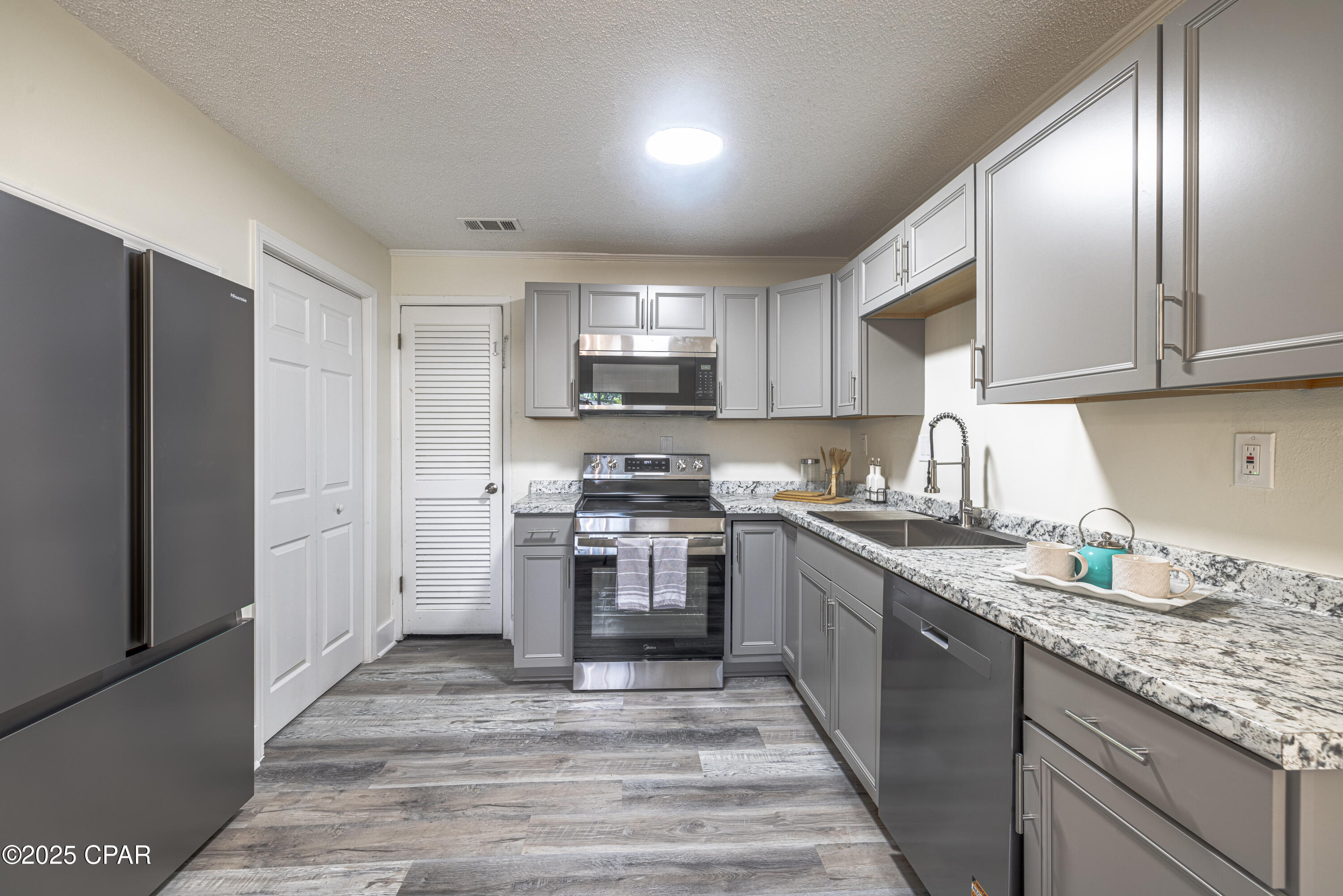 Image 17 For 6418 Zinnia St Street