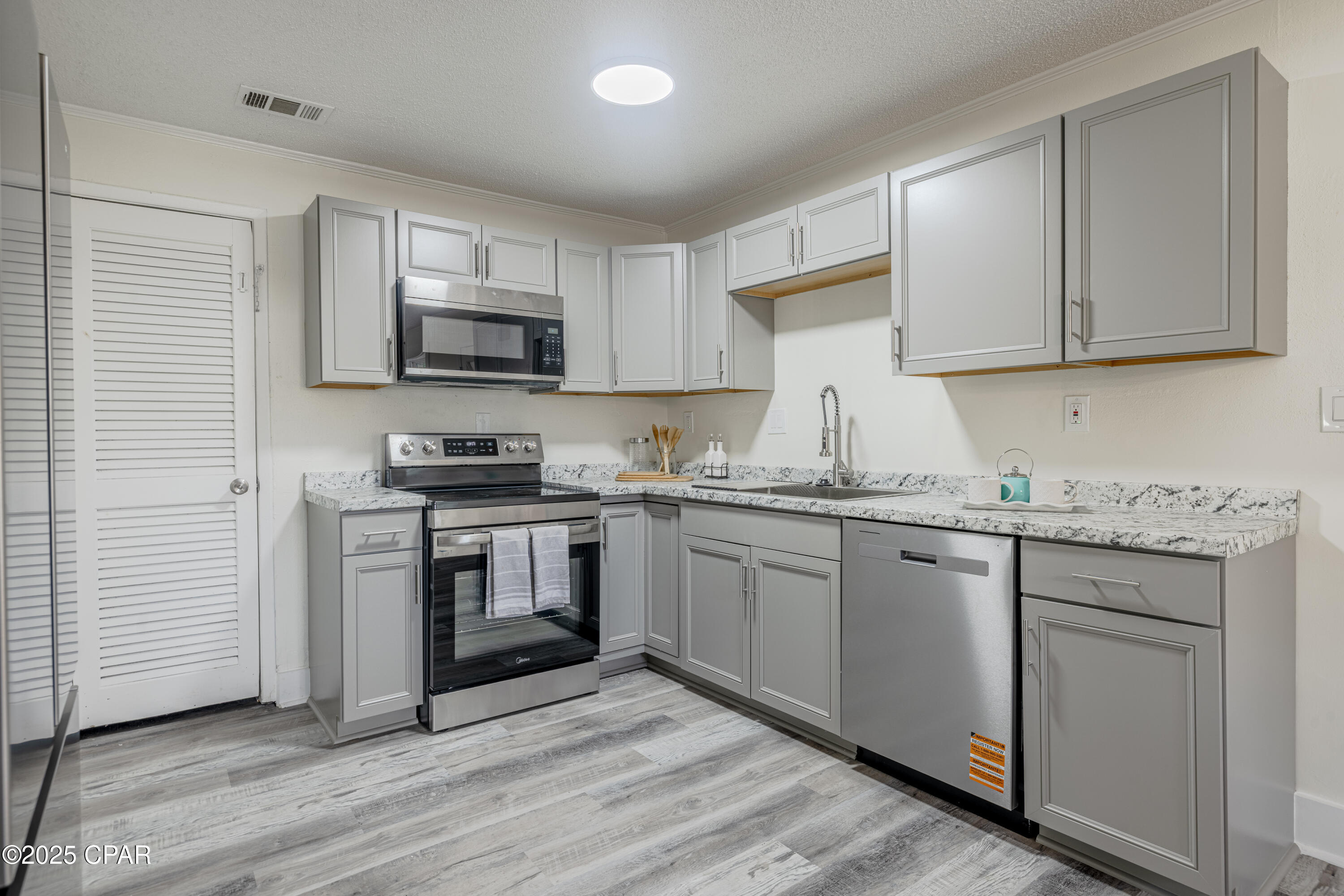 Image 18 For 6418 Zinnia St Street