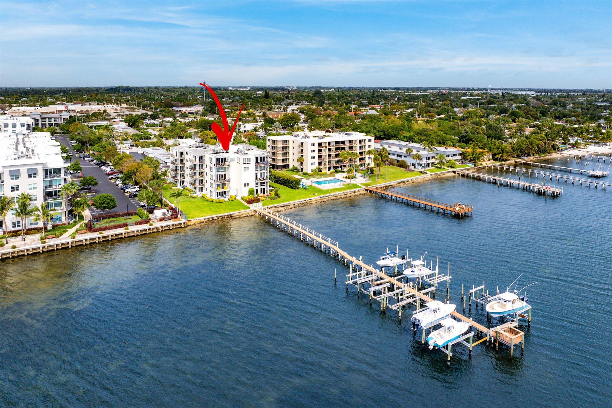 Homes for sale in Lantana, FL | 1206 S Lake Dr #203, Lantana, FL 33462 | MLS# R11126488